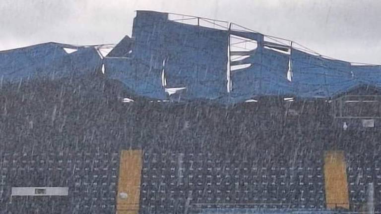 Techo del estadio Fello Meza se desprendió por fuertes vientos y lluvias