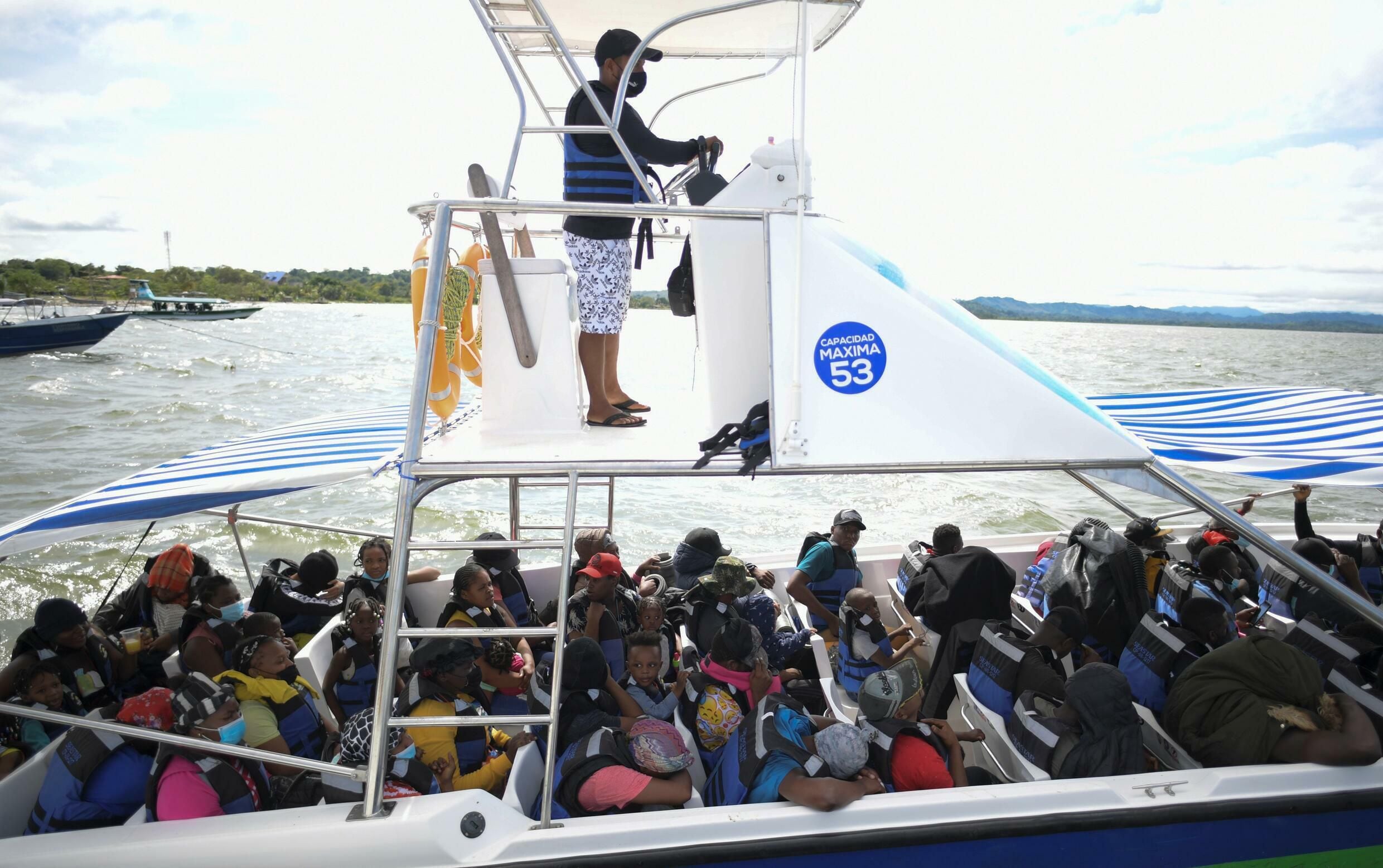 Haití: 40 migrantes fallecidos tras incendiarse embarcación en la que viajaban
