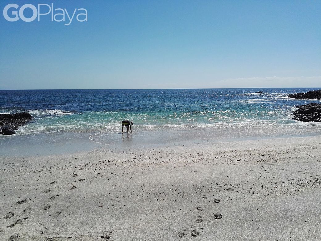 Playa Manchas es una de las menos visadas, ideal para pasar un buen rato lejos de la ciudad.
