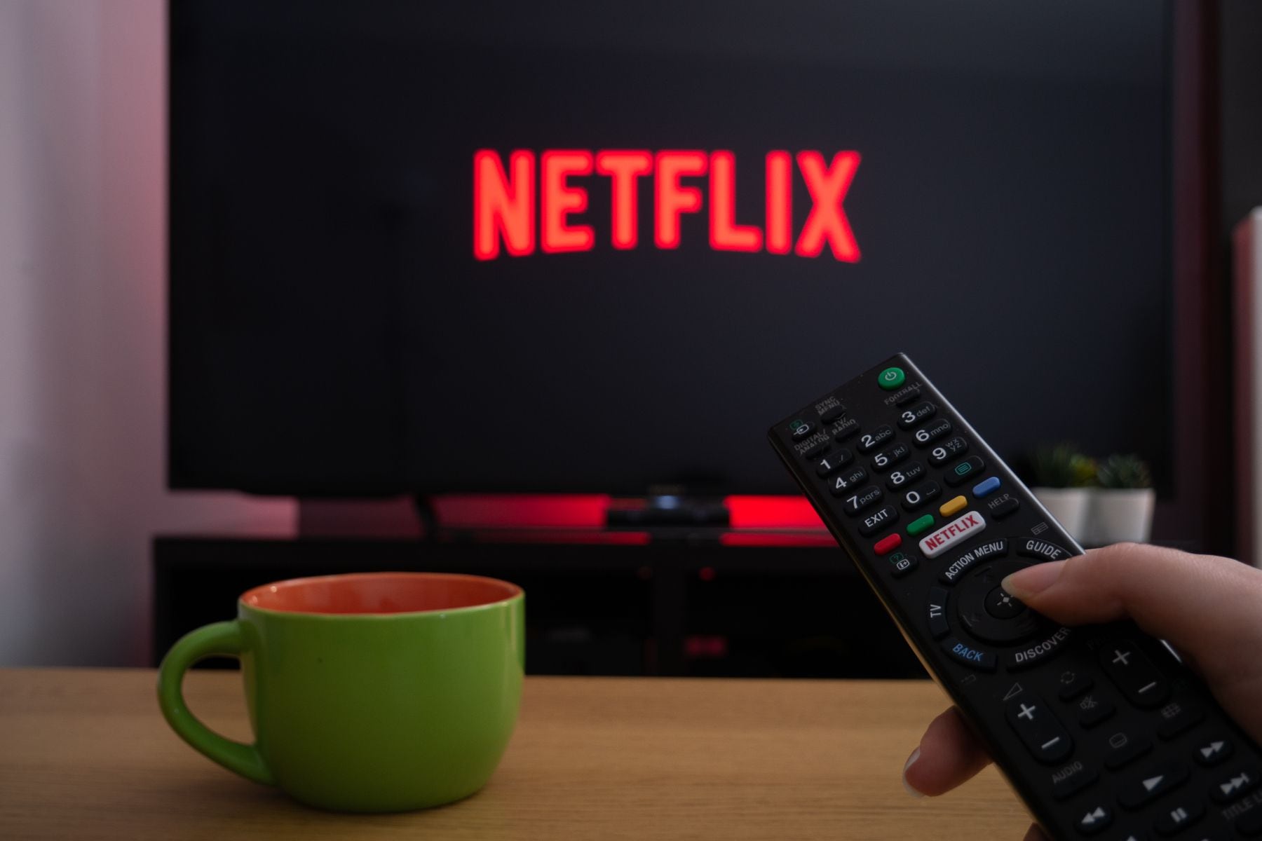 Éxito de Netflix ahora estará disponible en la televisión nacional 