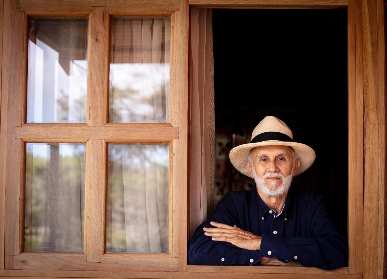 El escritor Santiago Porras cumpliría 73 años el próximo 25 de julio. 