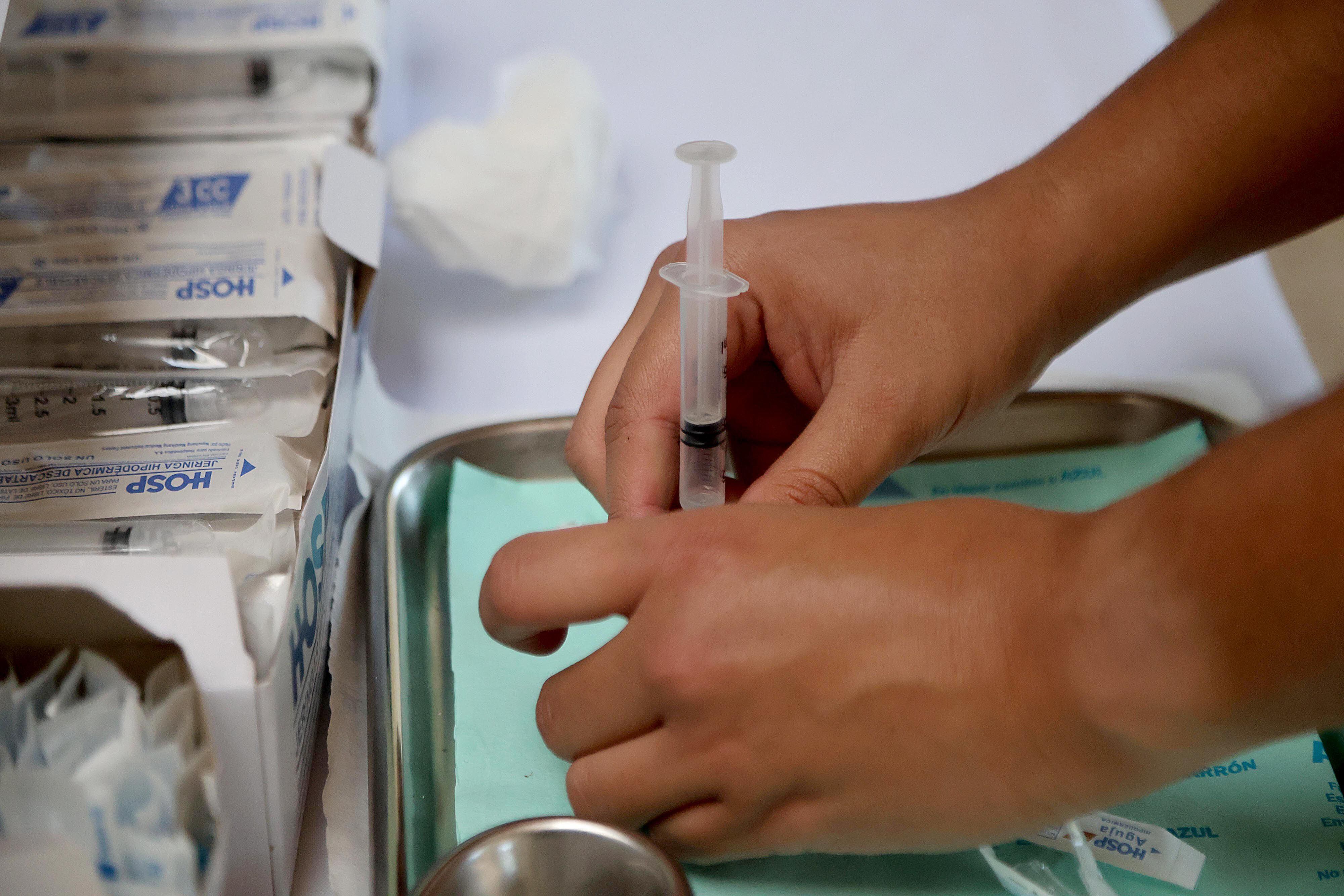 La campaña de vacunación contra sarampión, rubeola y paperas tiene pendiente alcanzar a la población meta. Foto: 