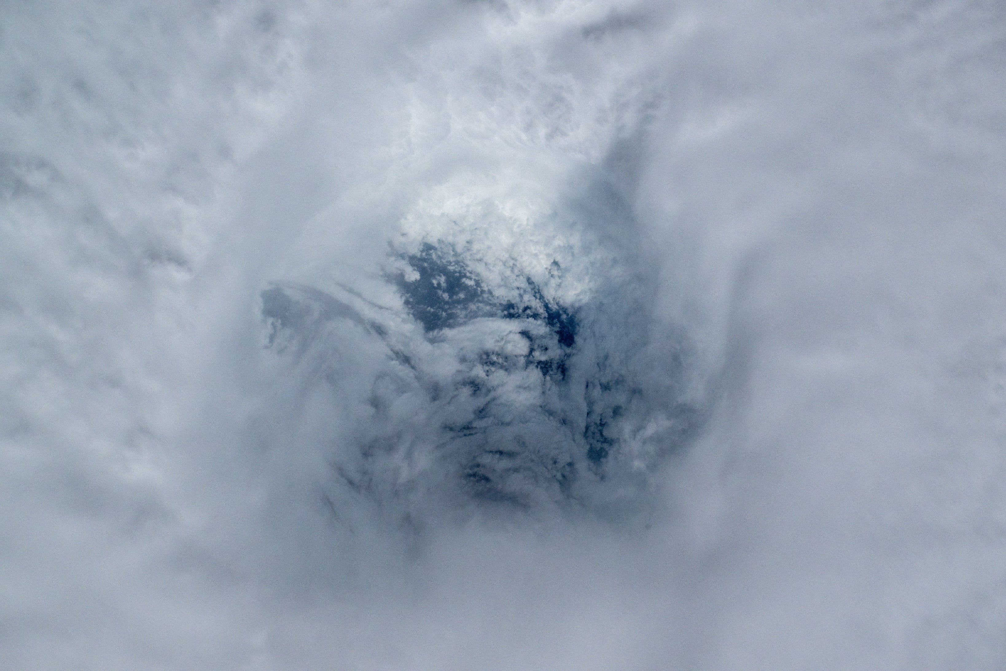 Vista aérea del huracán Beryl tomada por Matthew Dominick mientras la tormenta se intensificaba.