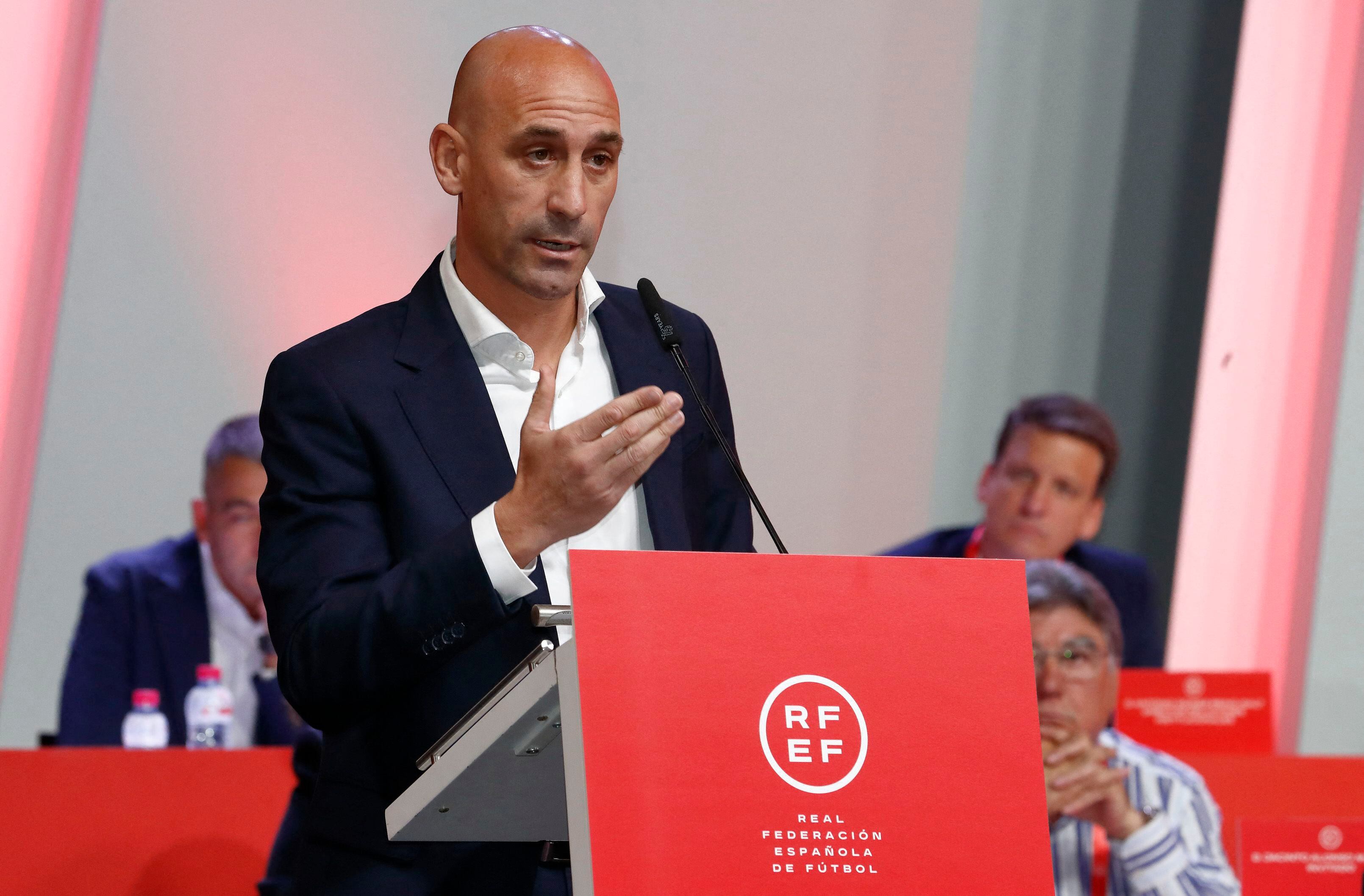 Luis Rubiales anunció su renuncia como presidente de la Federación Española de Fútbol