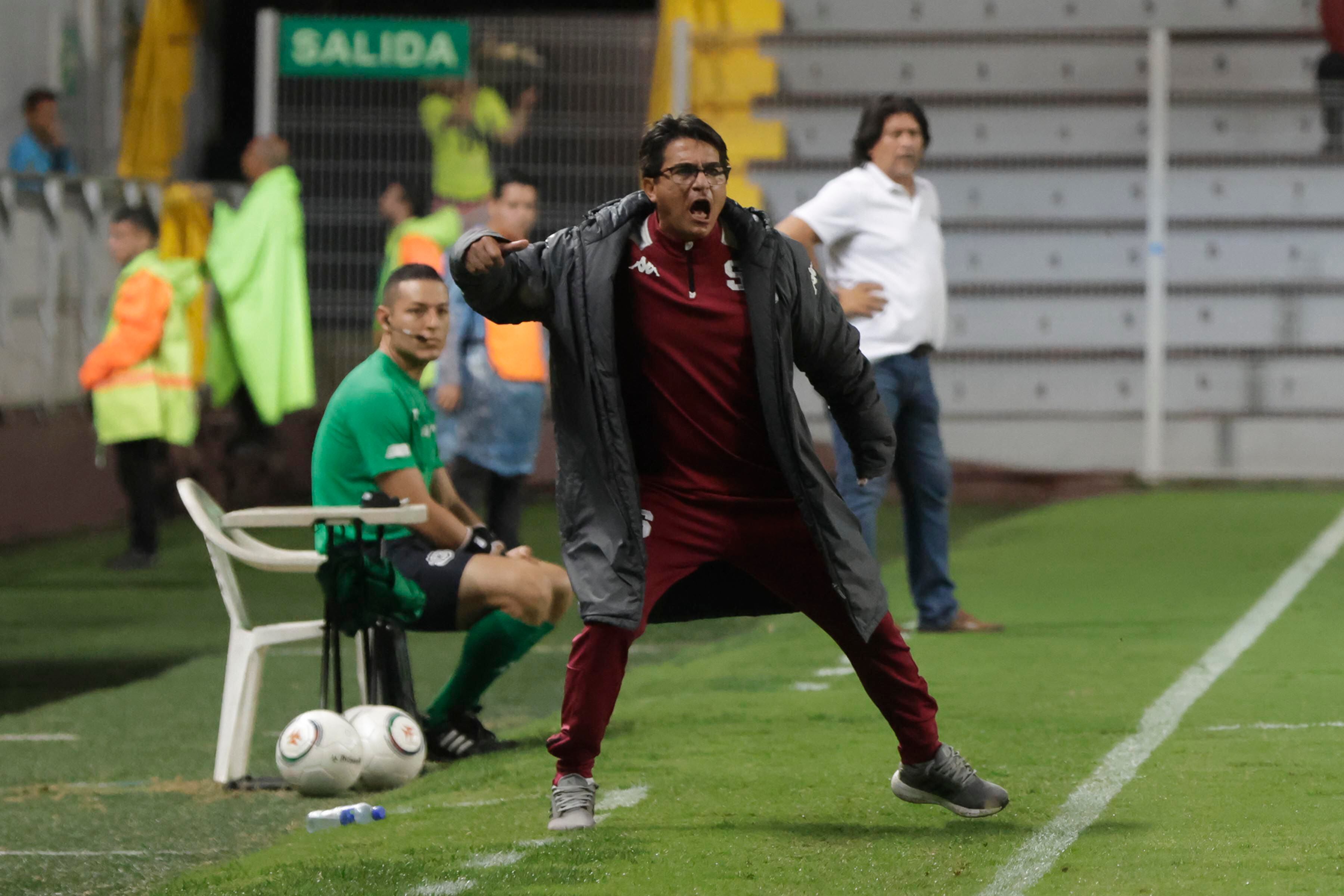 Vladimir Quesada revela qué ha sido más difícil para él: ser jugador o entrenador de Saprissa