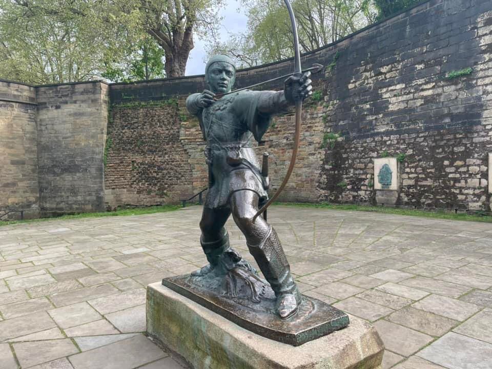 La estatua de Robin Hood en Nottingham.