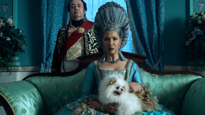 La nueva serie de Netflix Queen Charlotte: A Bridgerton Story tendrá como protagonista a la actriz guyanesa-británica Golda Rosheuvel con el papel de la reina Charlotte.