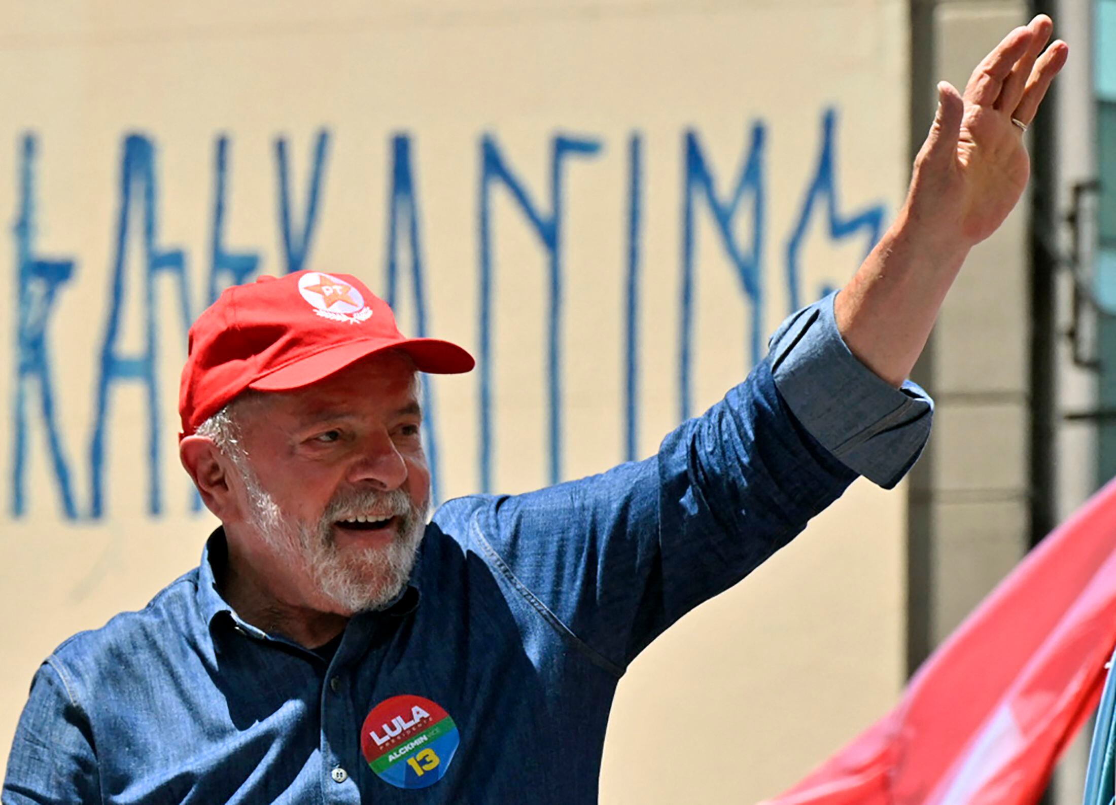 Luiz Inácio Lula da Silva, de 77 años recién cumplidos, resucitó cual 'ave fénix' en la política tras la anulación de su condena por la corte suprema. 
