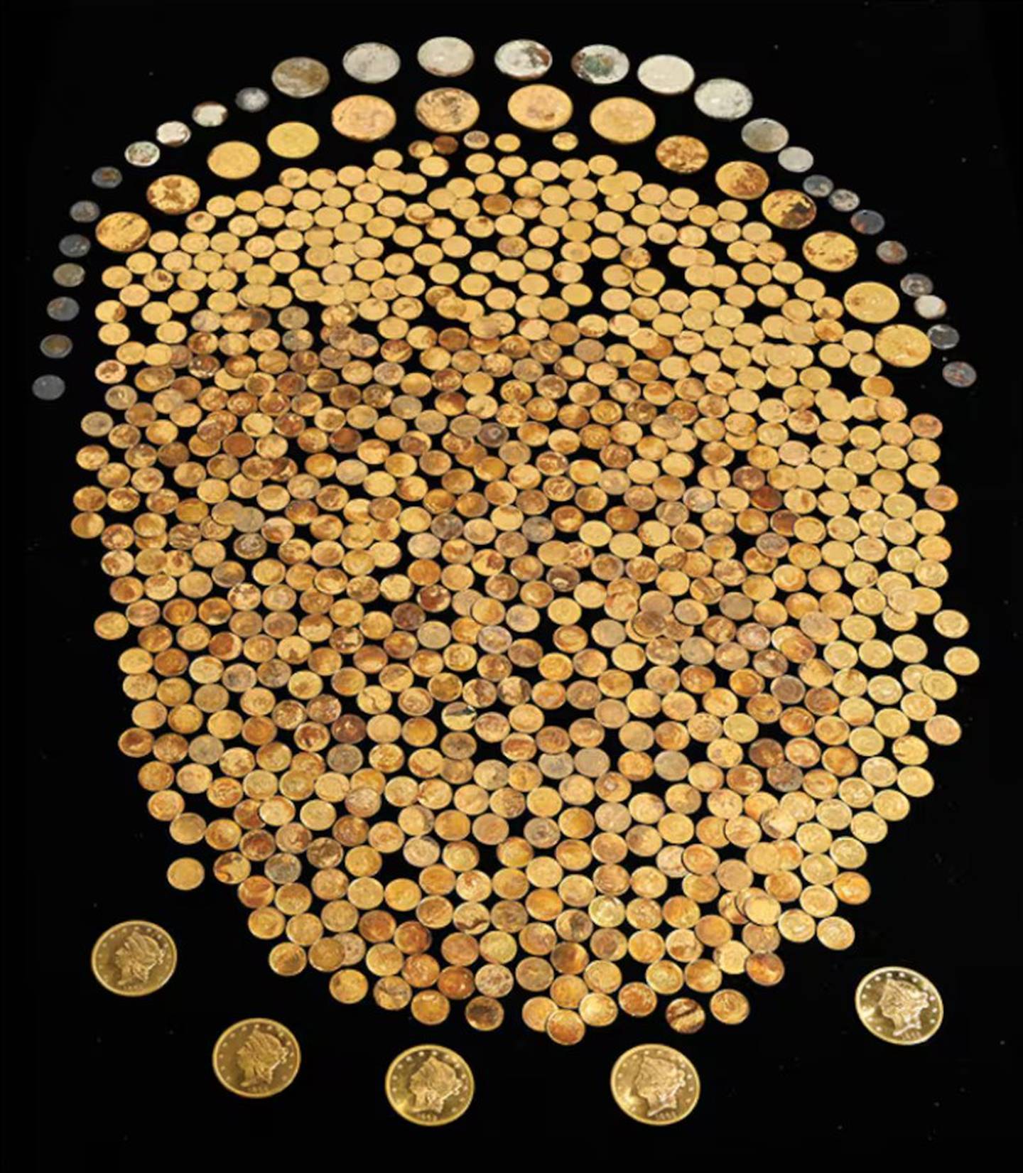 El tesoro está compuesto por monedas de oro