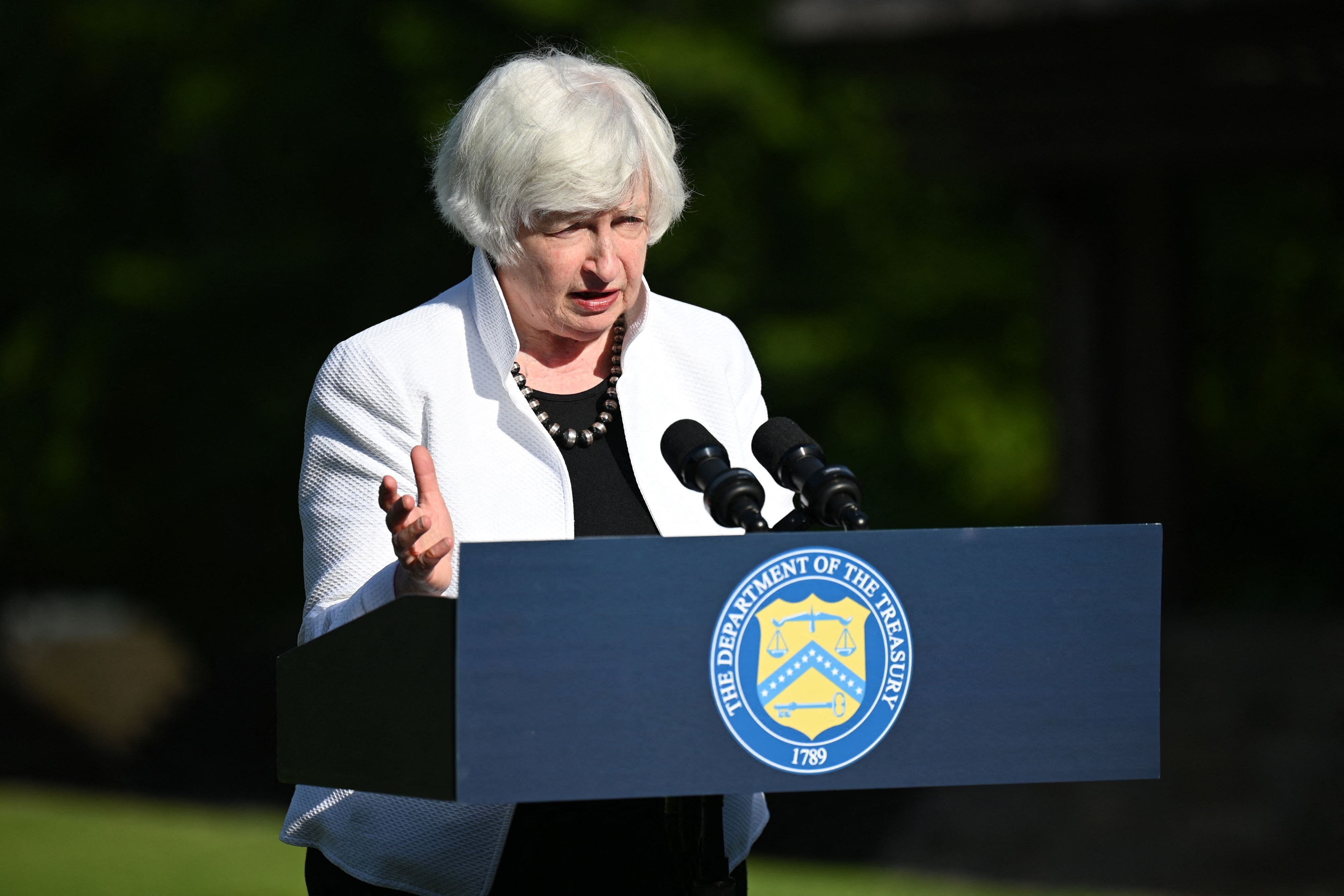 'La inflación es demasiado alta y es esencial reducirla', manifestó Janet Yellen.