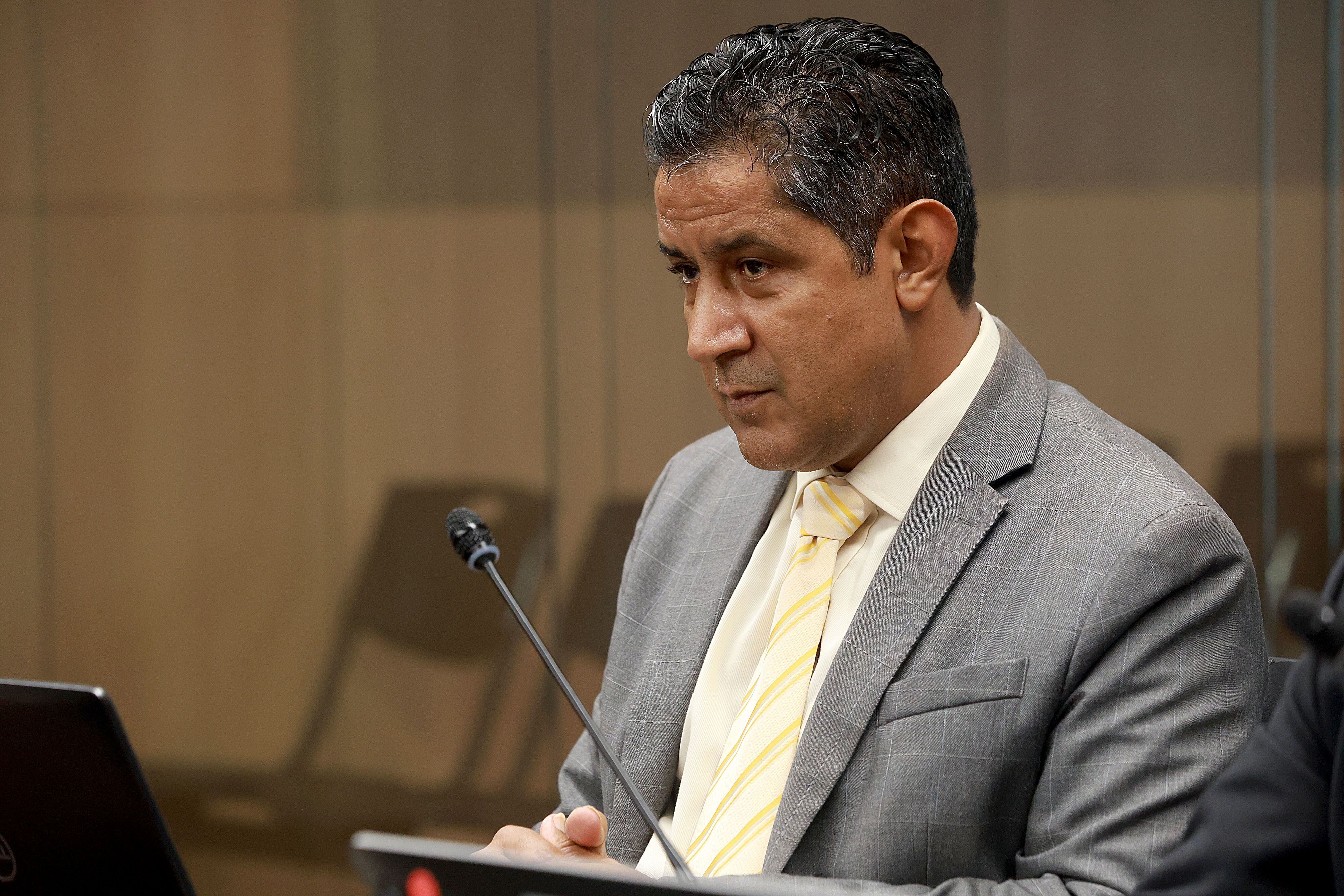 El ministro de Hacienda, Nogui Acosta, alegó que las asociaciones de desarrollo no tienen proyectos que permitan la ejecución de los recursos. Foto: Rafael Pacheco Granados