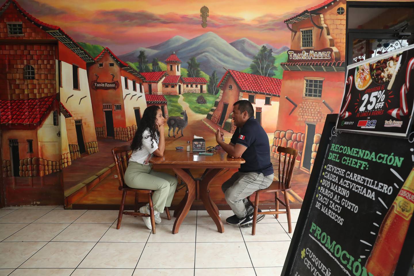 11/06/2024/ Fotos del restaurante peruano Tumis House ubicado en Tibas para La Teja / Foto John Durán