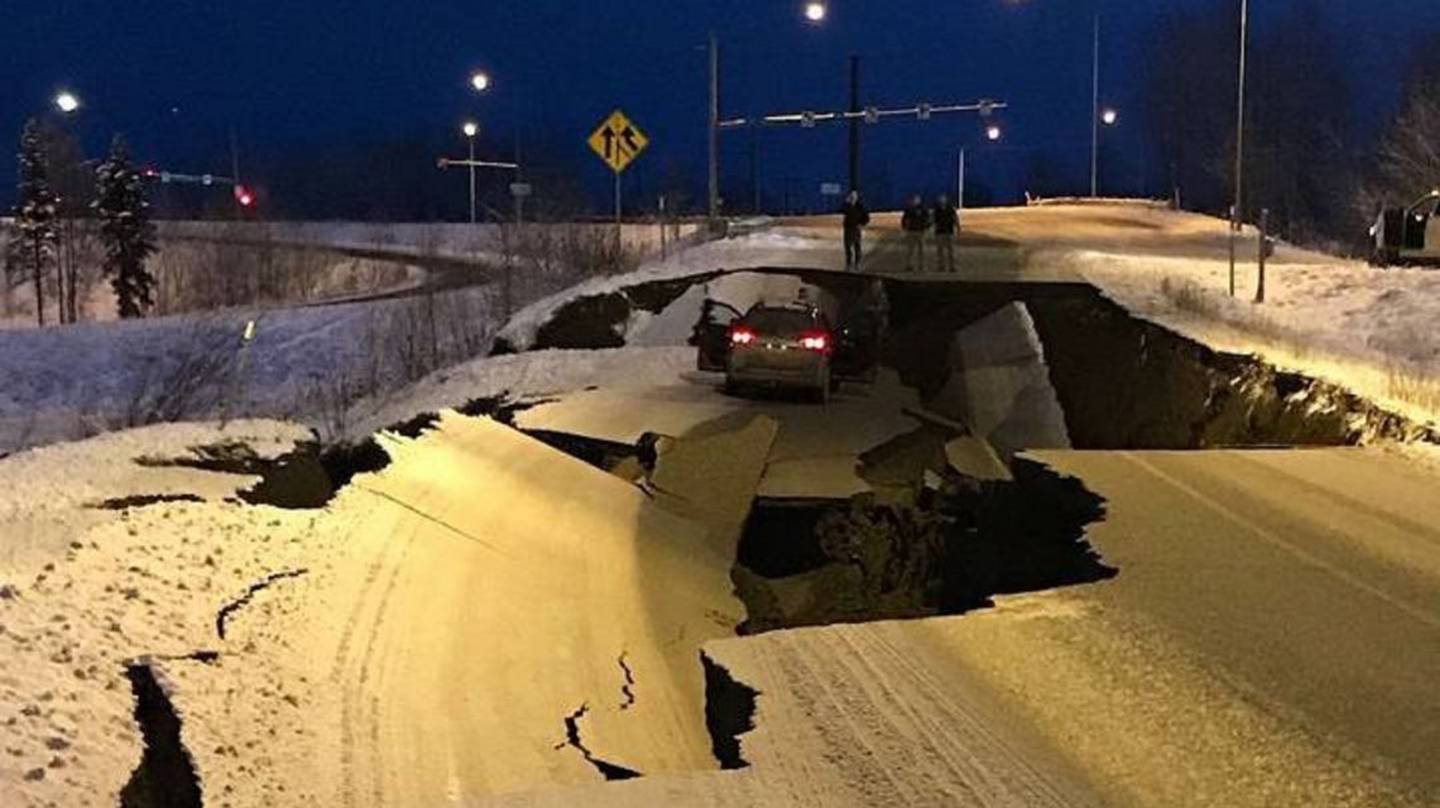Videos del terremoto de Alaska muestran poderosas sacudidas de la