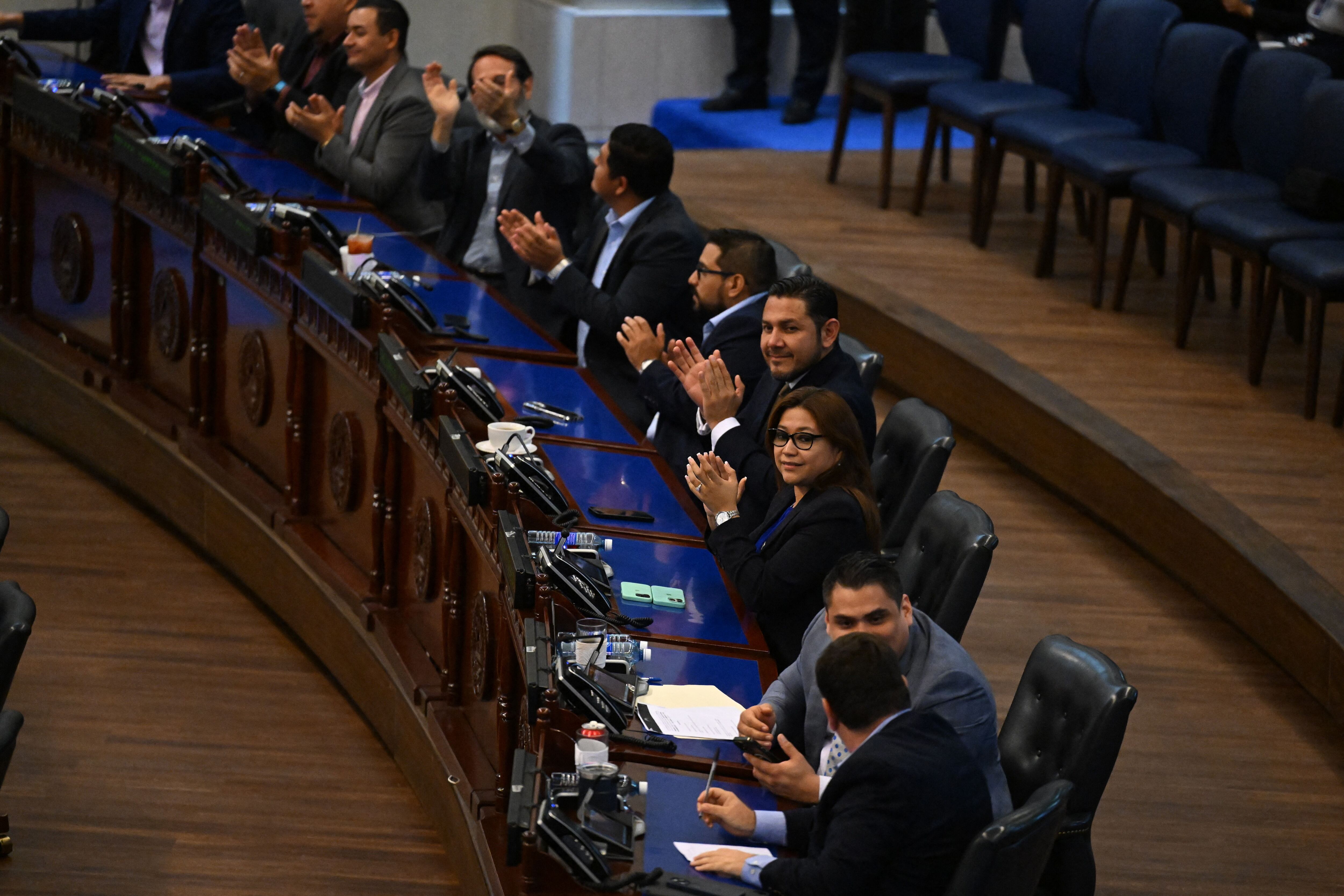 Asamblea Legislativa de El Salvador es controlada por aliados al partido de Nayib Bukele. Foto: AFP