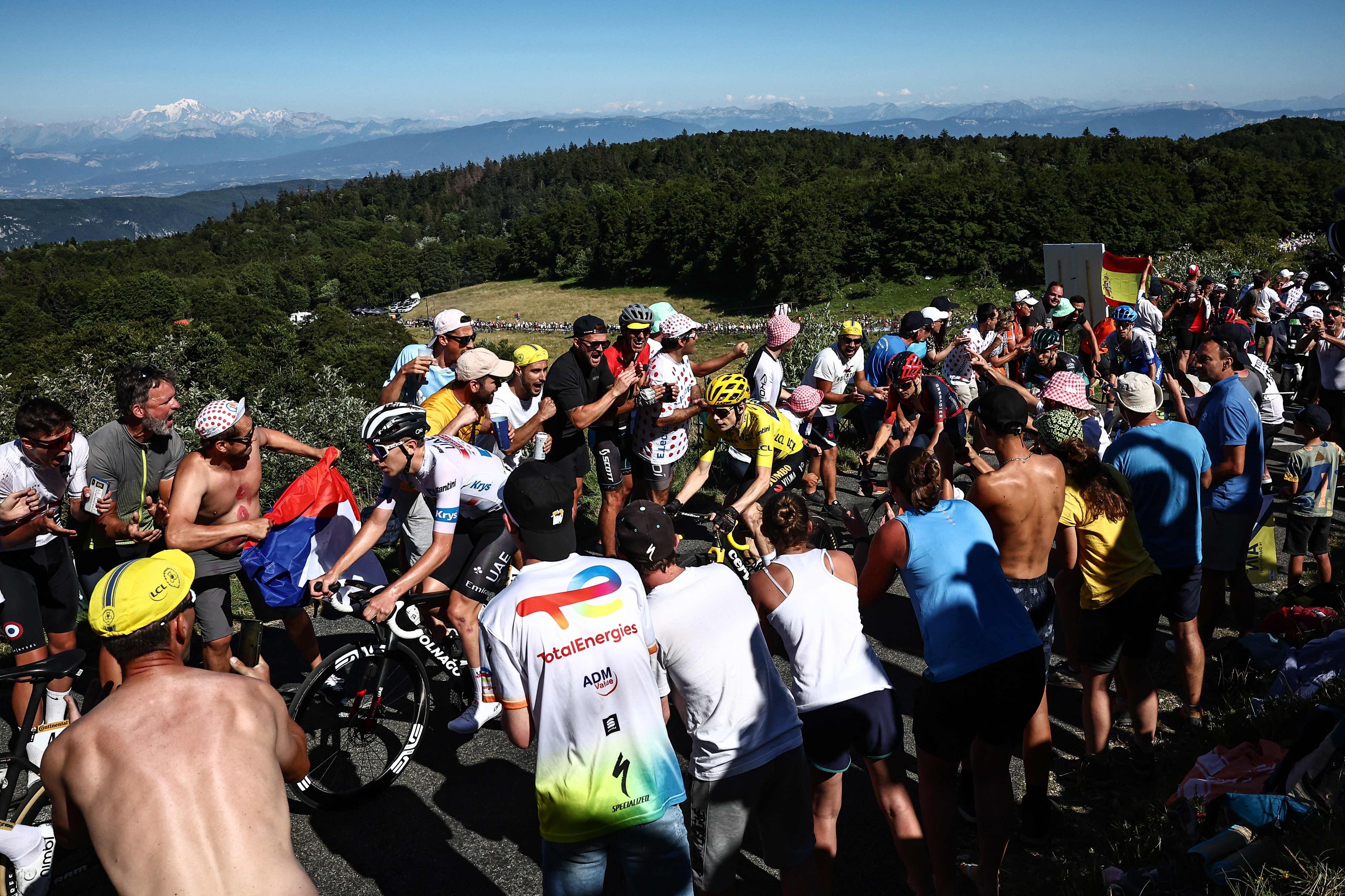 Andrey Amador cedió protagonismo en Tour de Francia cuando se asoman los Alpes  