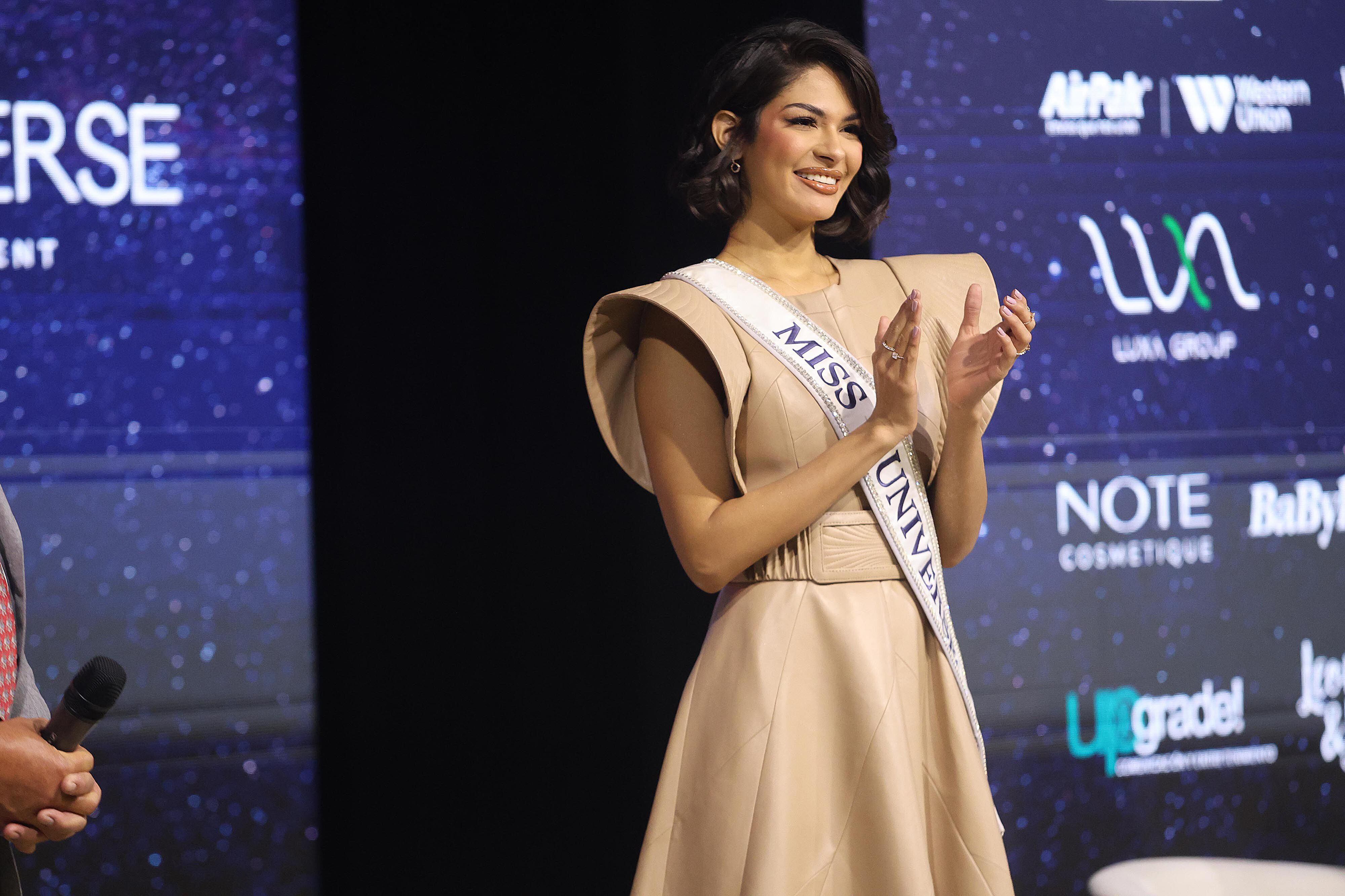 La Miss Universo, Sheynniss Palacios, visitó Costa Rica para presentar a los nuevos dueños de la franquicia. 