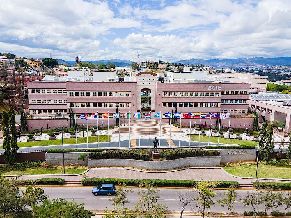 Sede central del BCIE en Tegucigalpa, Honduras. Foto: Facebook del BCIE