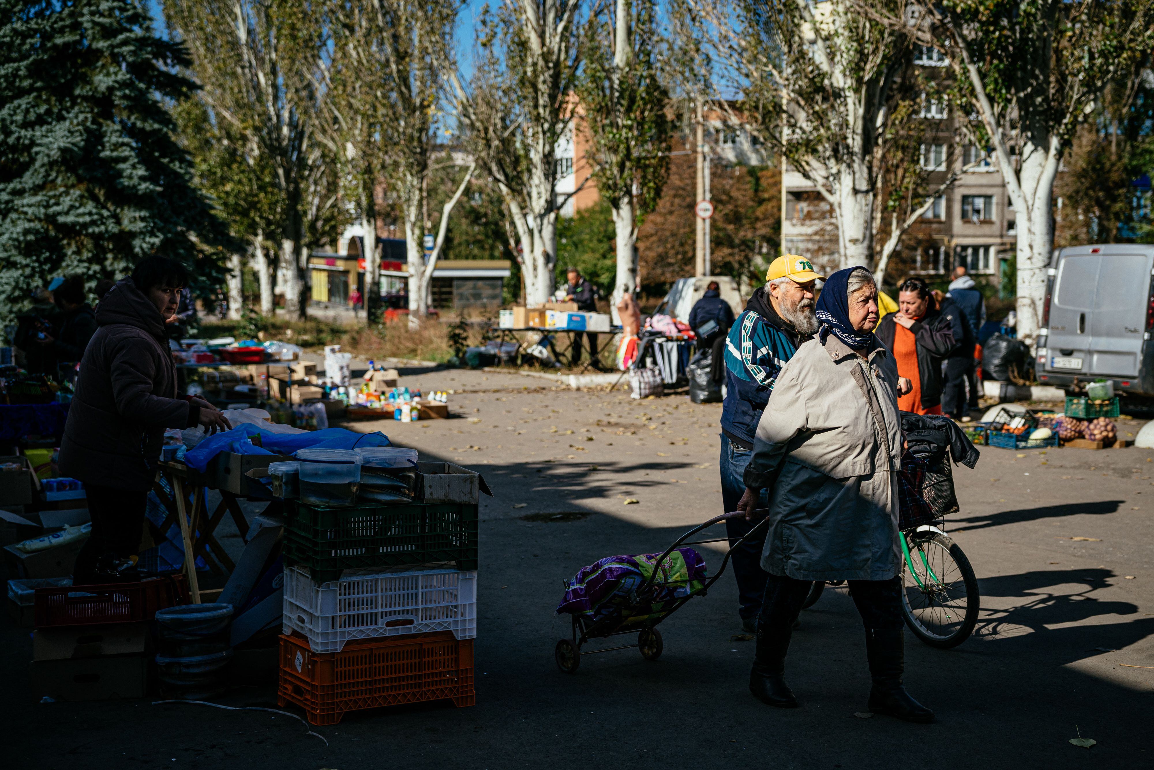 ‘Ucrania debe resignarse y abajar los brazos’, suponen vecinos de Bajmut, frente este de la guerra