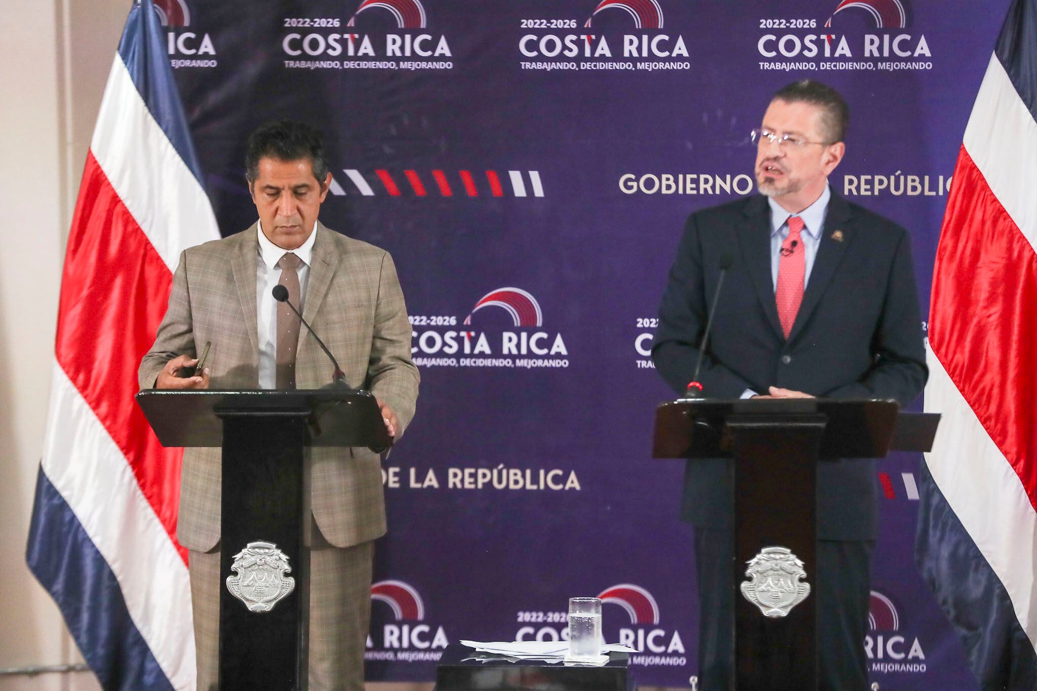 Veto de Rodrigo Chaves arriesga planes de inversión en Costa Rica, dicen zonas francas y Uccaep
