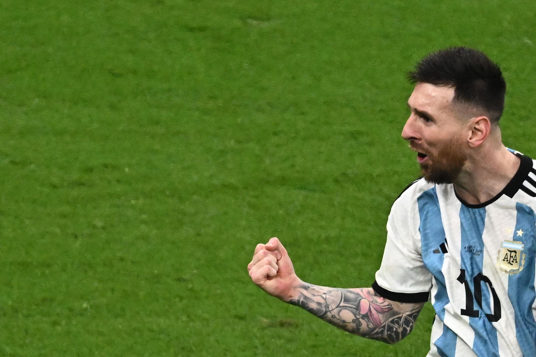 Lionel Messi luchó todo el partido y al final pudo festejar.