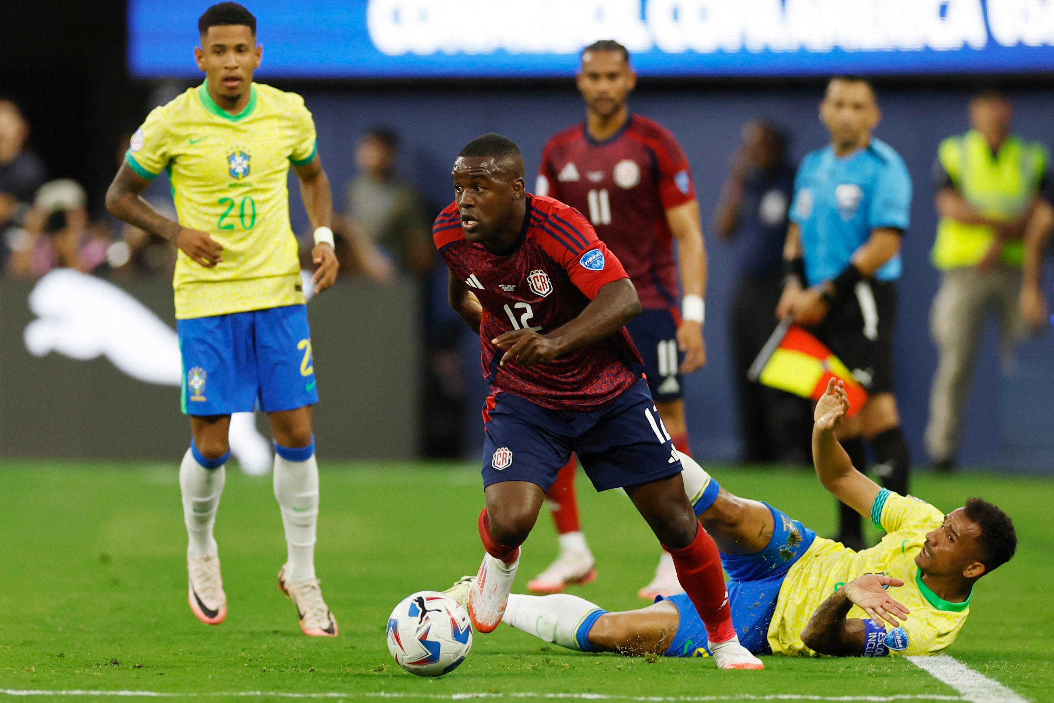 Joel Campbell disputó 20 minutos ante Brasil y fue el jugador de la Selección de Costa Rica que más se mostró, para intentar sumar en ataque, aunque no le fue posible. 
