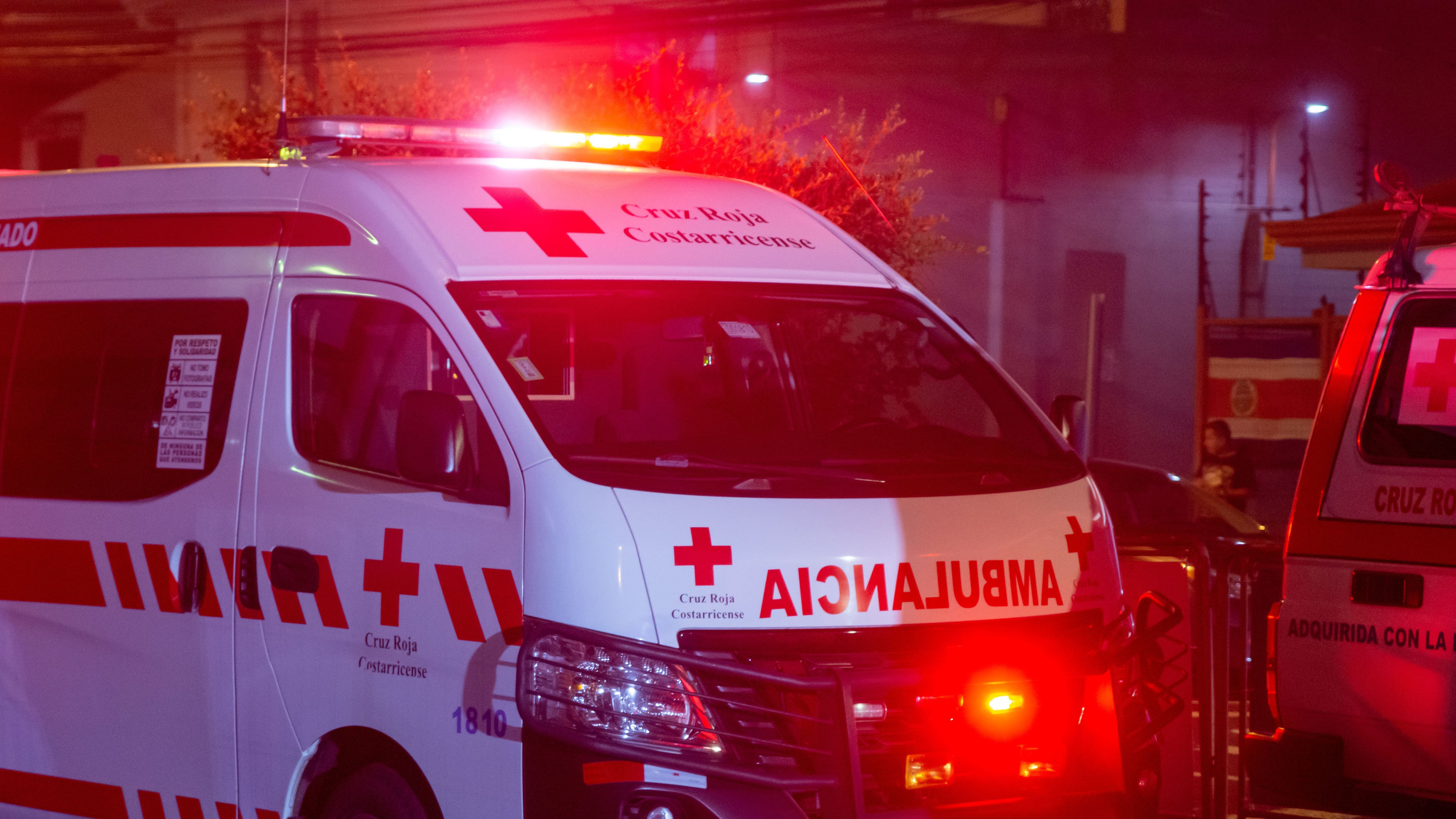Cruz Roja traslada a siete personas a un albergue debido a un deslizamiento en Santa Ana