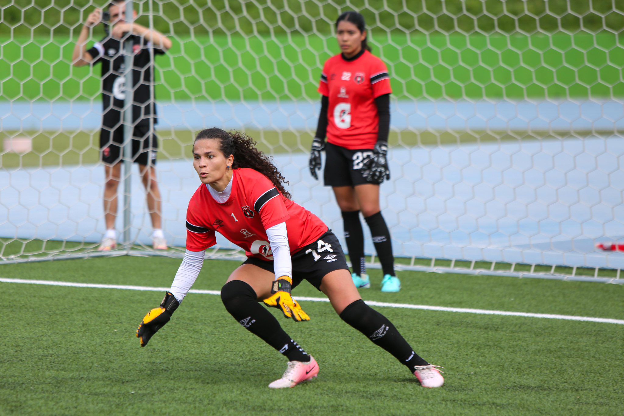 Noelia Bermúdez es una de las jugadoras de Liga Deportiva Alajuelense que volaron directo de Estados Unidos a Guatemala para la disputar la Copa Interclubes de Uncaf.