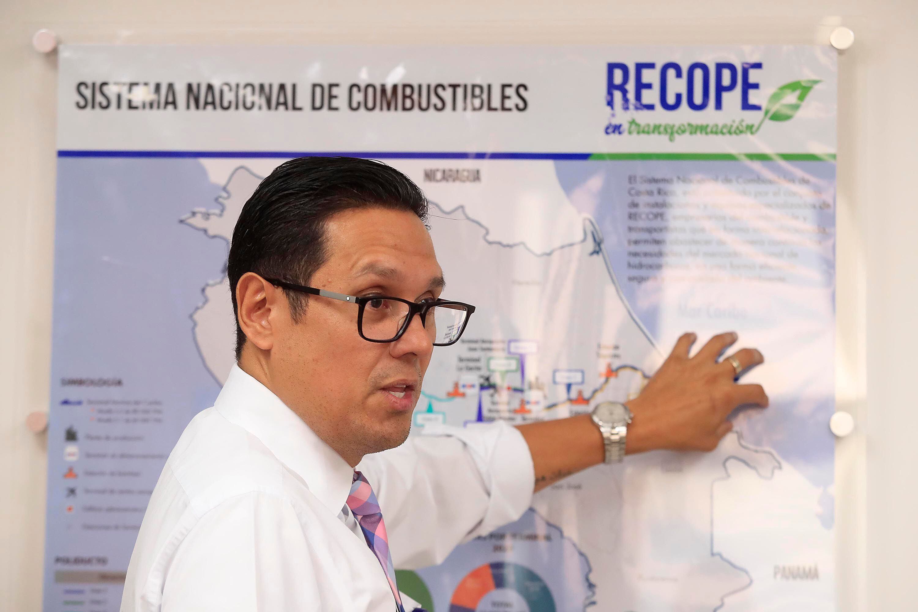Juan Manuel Quesada, presidente de Recope, informó el 10 de marzo de la millonaria 