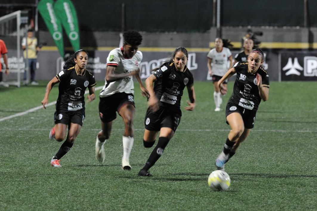 Liga Deportiva Alajuelense y Sporting son los equipos protagonistas por cuarta ocasión consecutiva de la final del fútbol femenino.