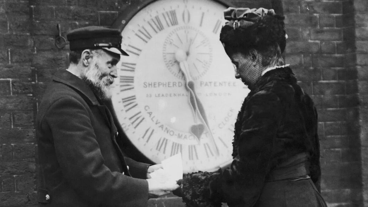 Ruth Belville fue conocida como la 'Dama del Tiempo de Greenwich' por vender la hora en las calles de Londres, Inglaterra.
