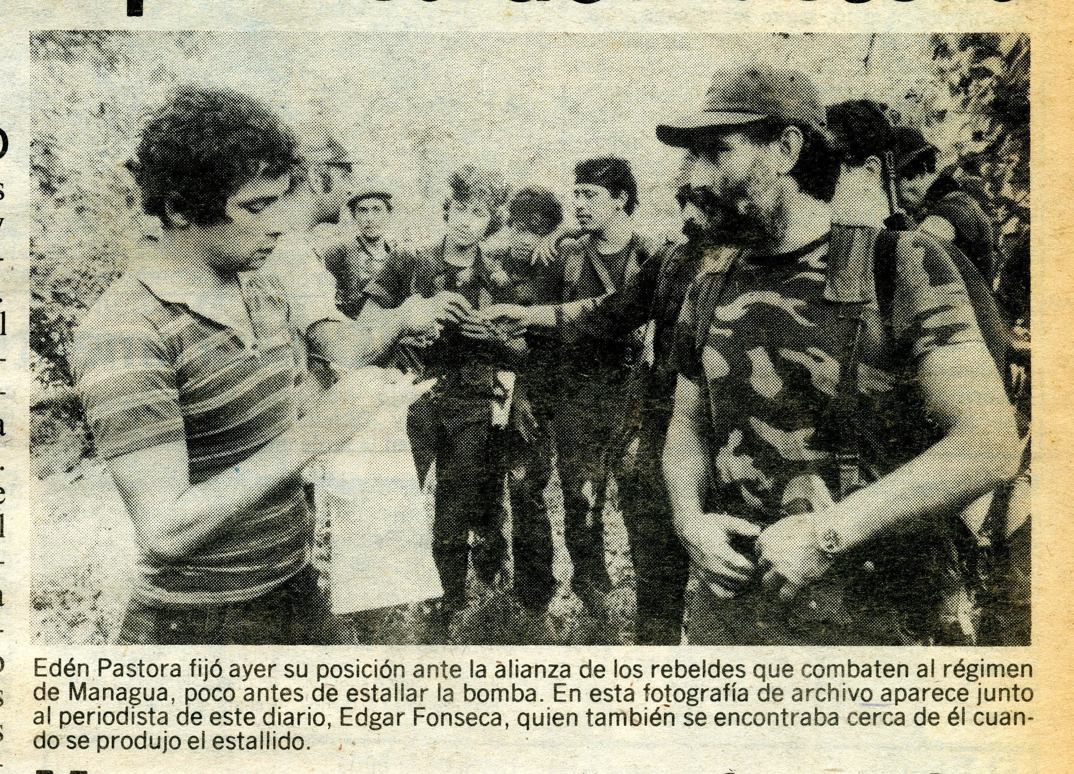 Poco antes de que estallara la bomba en La Penca, el periodista Édgar Fonseca entrevistó al comandante Edén Pastora.