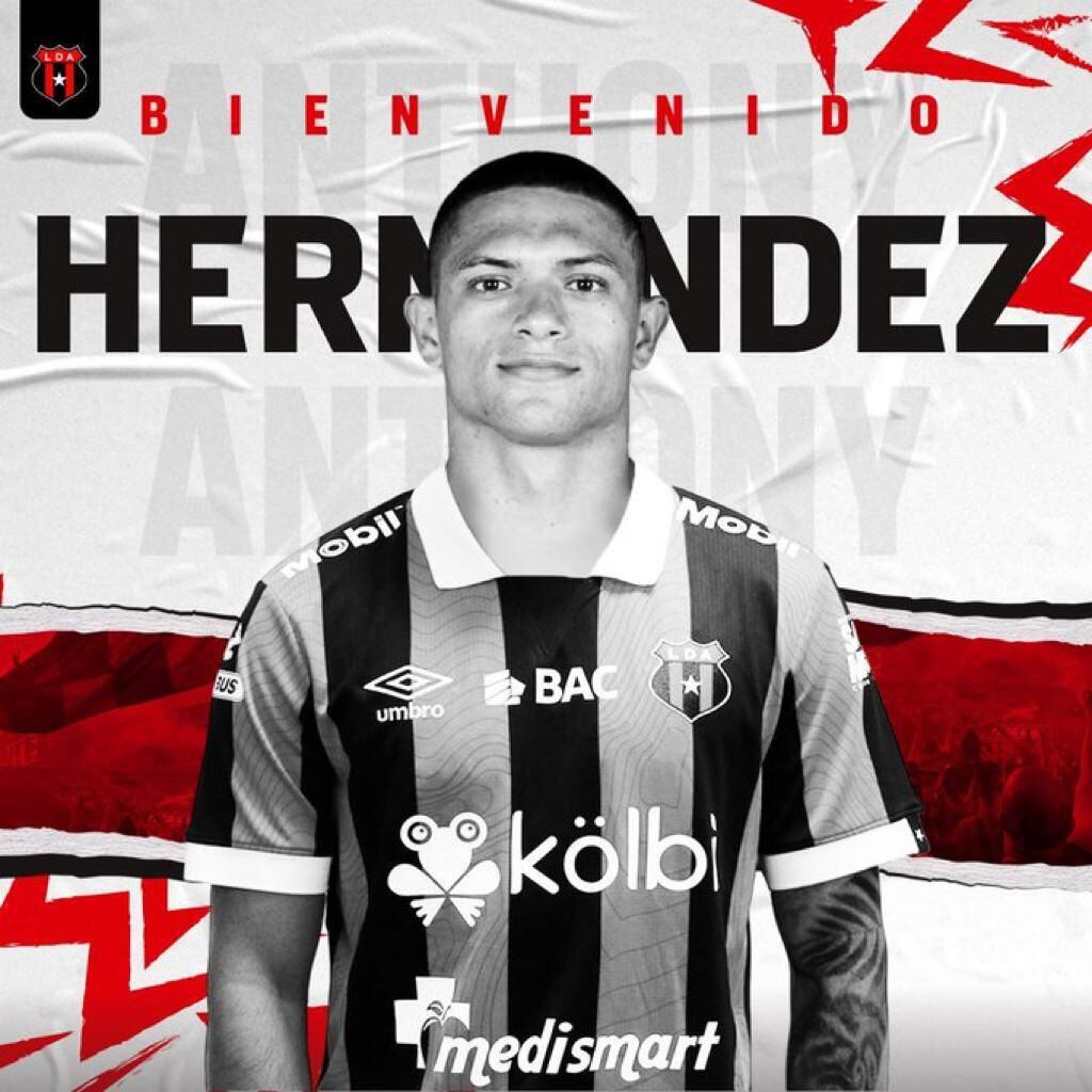 Alajuelense firmó a Anthony Hernández por los próximos tres años.