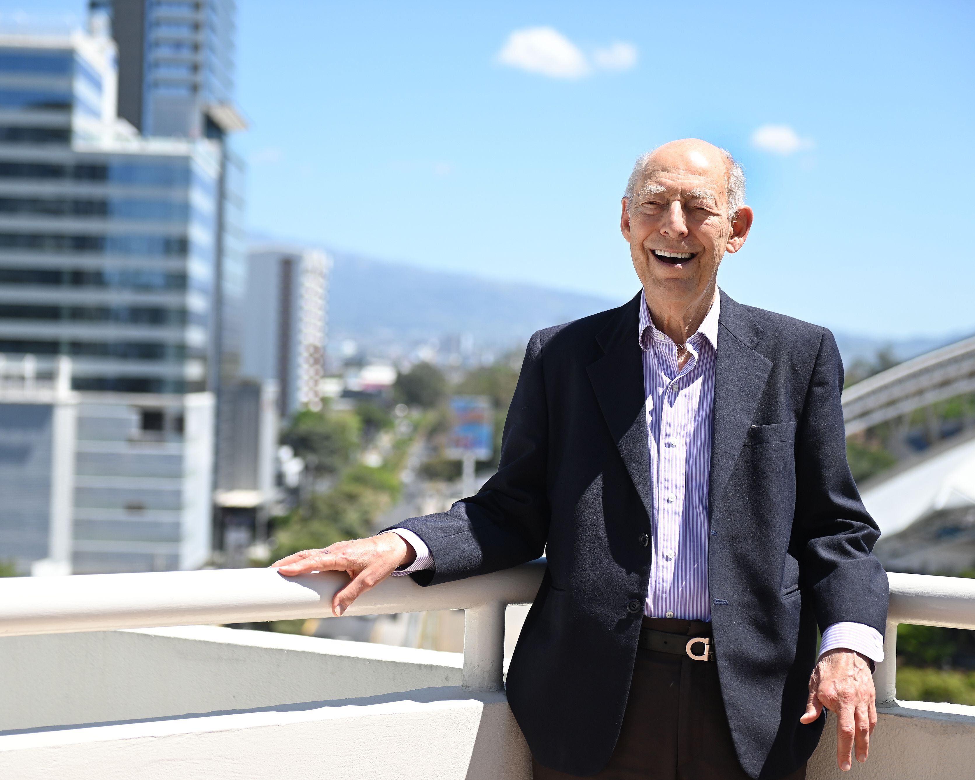 Eduardo Lizano Fait cumplió 90 años este jueves 8 de febrero. A este economista y pensador le encanta celebrar su natalicio. 