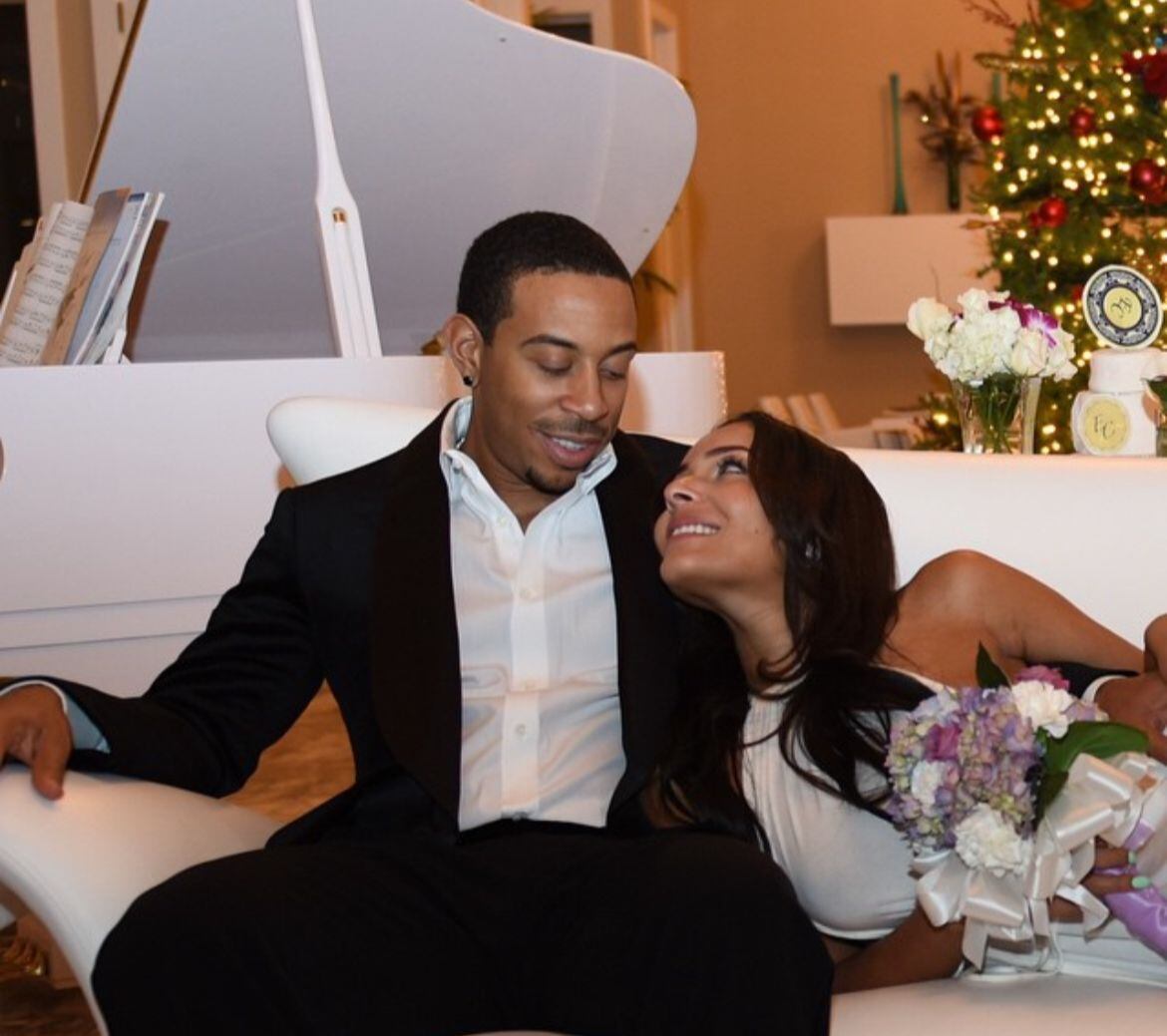 El rapero Ludacris y su esposa, Eudoxie Bridges, no se casaron en Costa Rica, pero en enero del 2015 los novios viajaron al país para pasar acá su luna de miel. La pareja continúa casada.