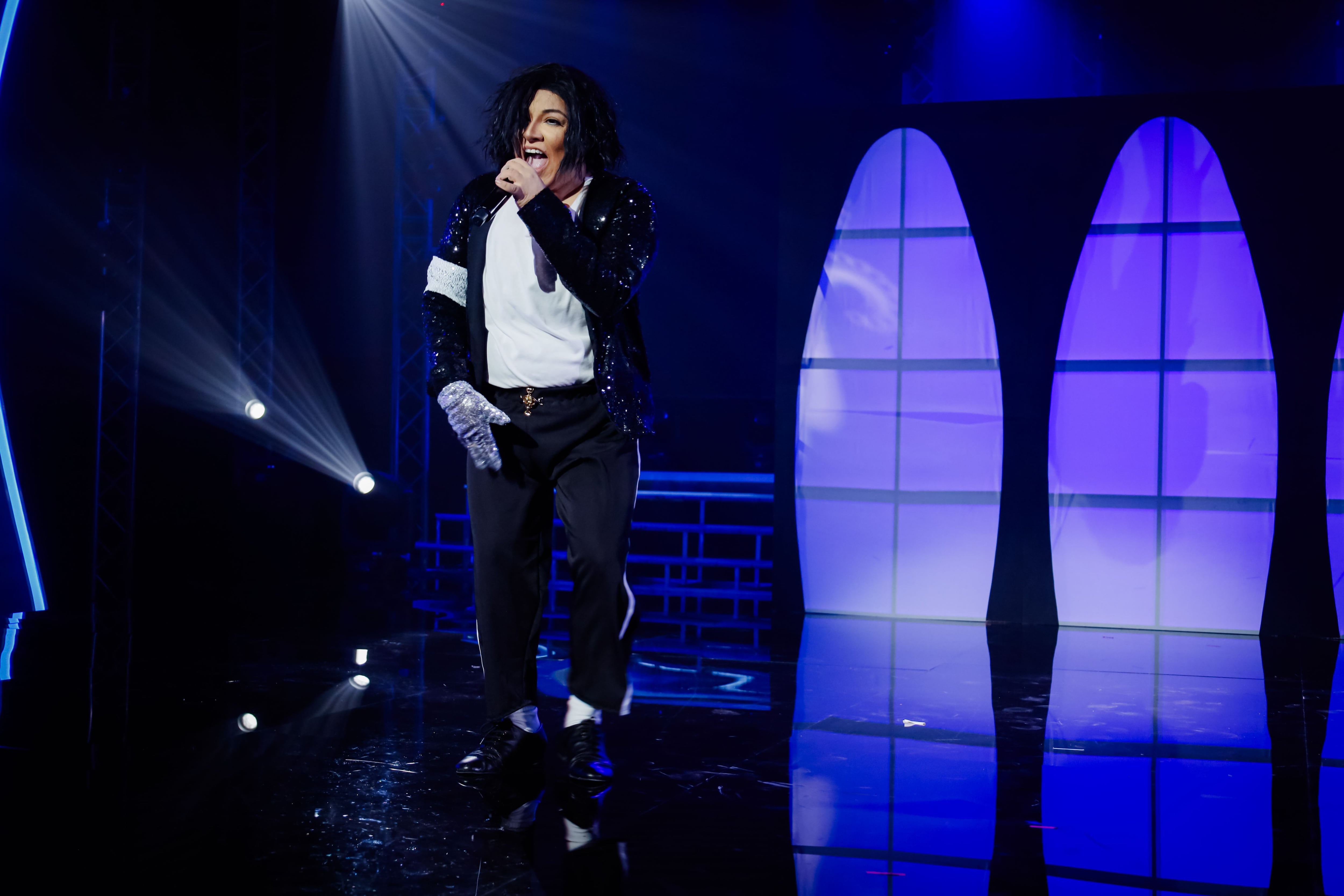 Alita Salazar hizo del Rey del pop, Michael Jackson. Para el jurado, la cantante se esforzó.