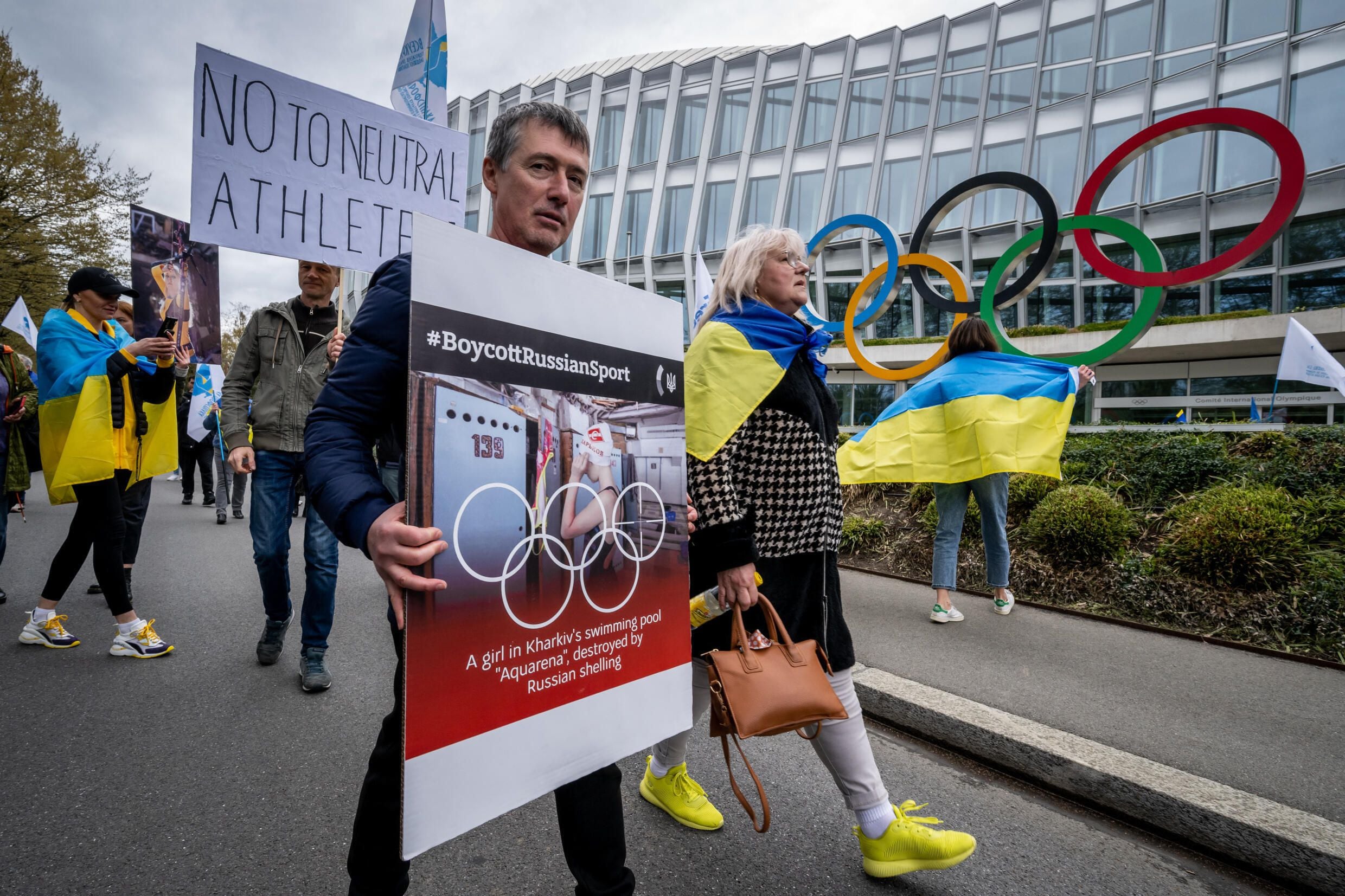 Los ucranianos están en contra de la participación de los atletas rusos y bielorrusos en los Juegos Olímpicos de París. Foto: Fabrice Coffrini/AFP/Archives