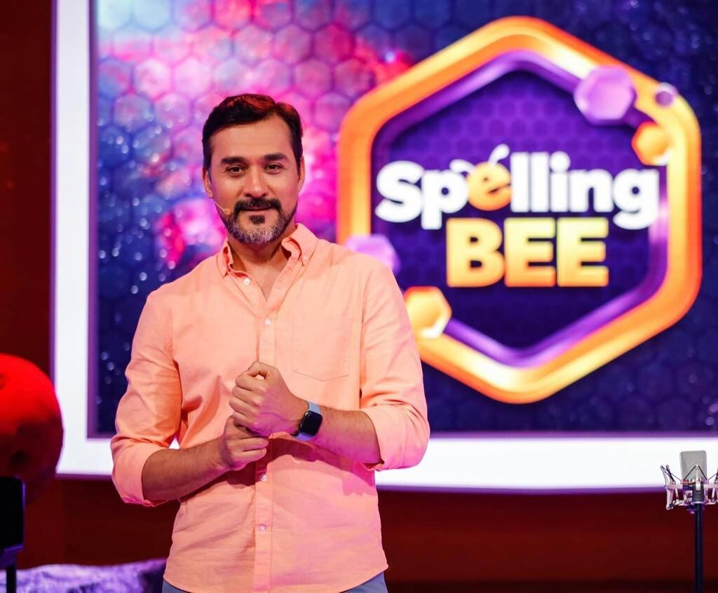 Édgar Murillo es el presentador del programa de Teletica 'Spelling Bee'.