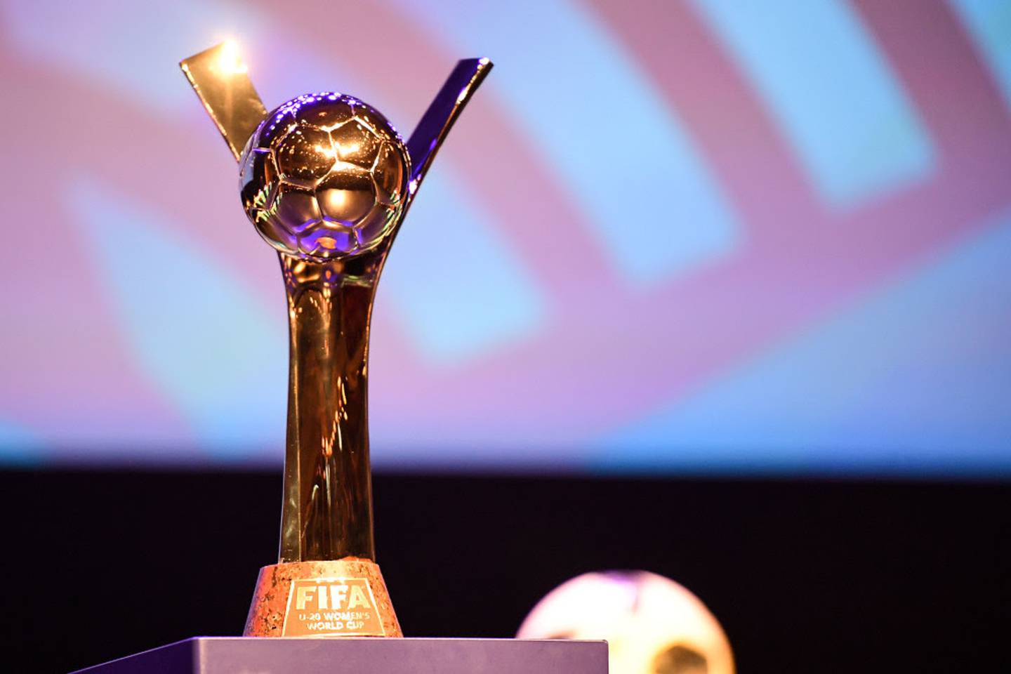 Trofeo del Mundial Femenino Sub-20 se volvió un imán para que más niñas  sueñen con ser futbolistas