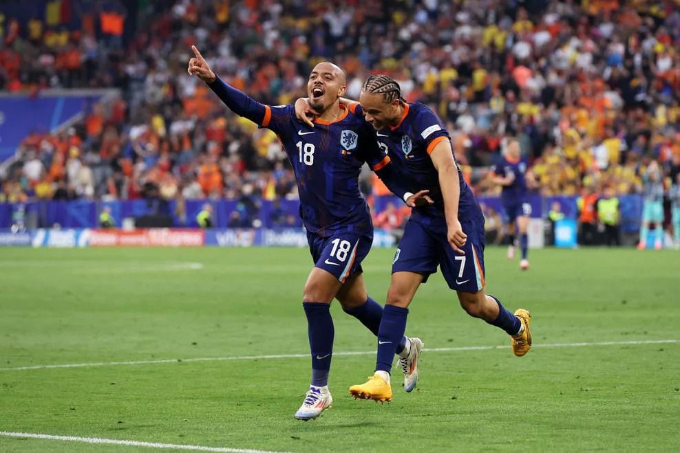 Países Bajos logró mostrarse muy superior a Rumanía para pasar a cuartos de final. Fotografía: Uefa.com