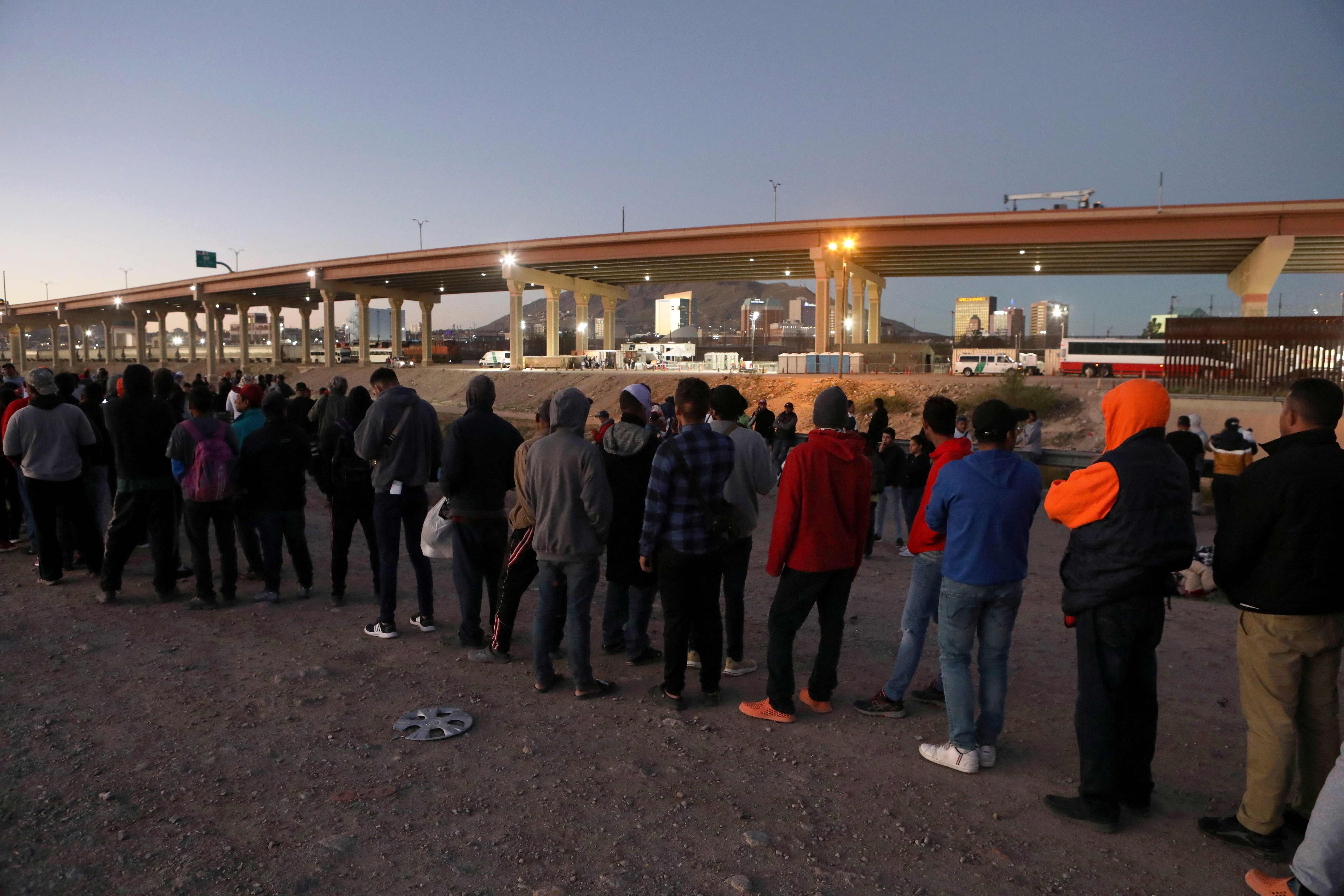 El 18 de diciembre pasado se reportaron en la frontera binacional 12.498 encuentros entre migrantes y agentes fronterizos estadounidenses, el mayor número registrado en 2023.