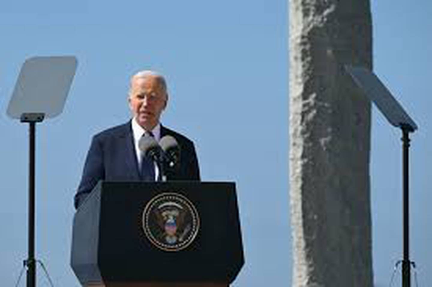 Biden conmemoró el 80mo aniversario del día D.