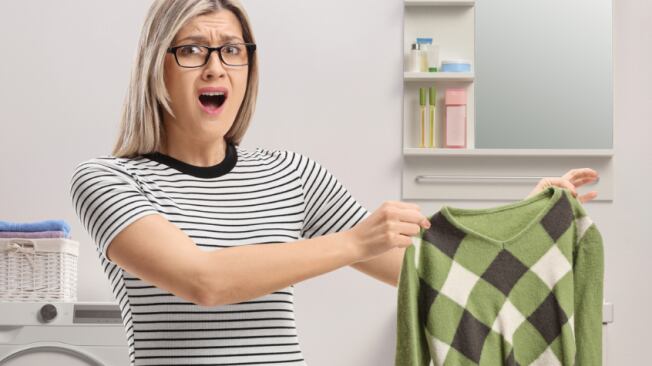 Si su ropa se encogió después de lavarla, aquí tiene cinco excelentes consejos para solucionar este inconveniente.