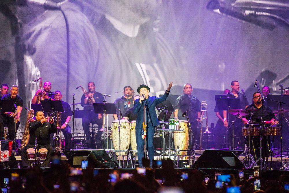 Actualmente, Rubén Blades está de gira con la orquesta panameña Roberto Delgado & Big Band.  Con esta agrupación es que tocará su concierto en Costa Rica.