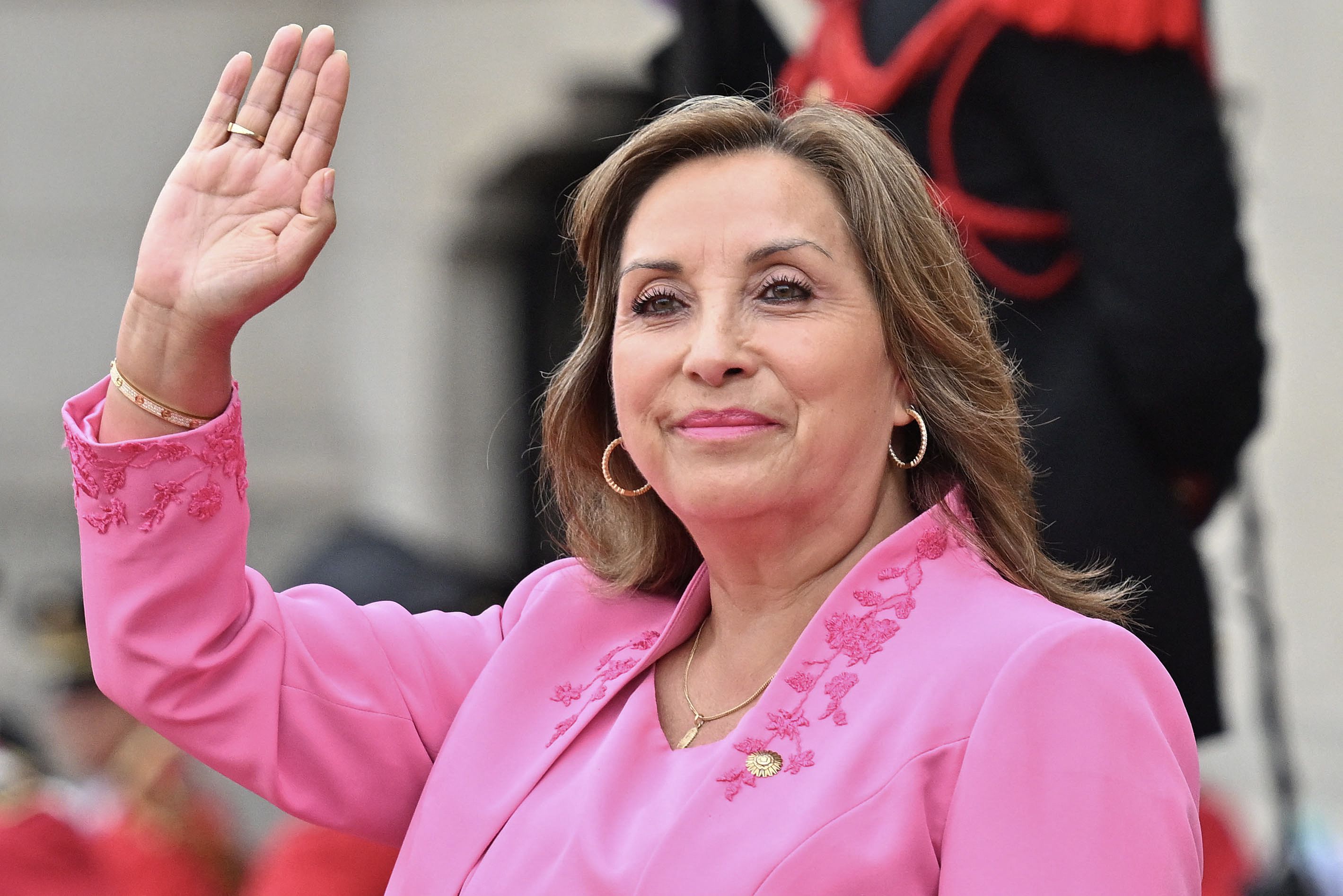 En noviembre de 2023, la Fiscal General, Patricia Benavides, presentó una denuncia constitucional contra la presidenta peruana Dina Boluarte por su presunta responsabilidad en la represión de protestas.