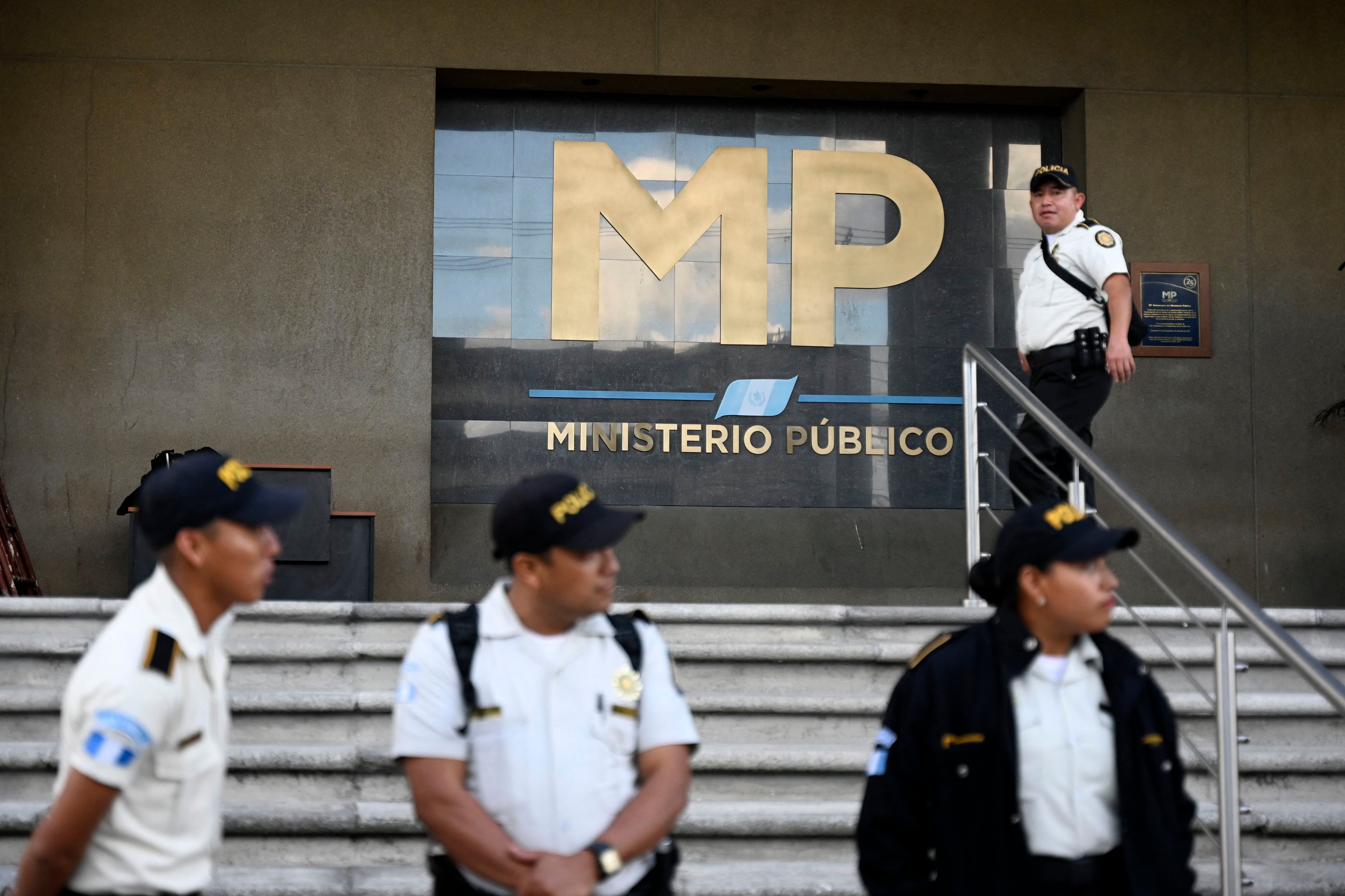Fiscalía allana Tribunal Electoral antes de segunda vuelta en Guatemala