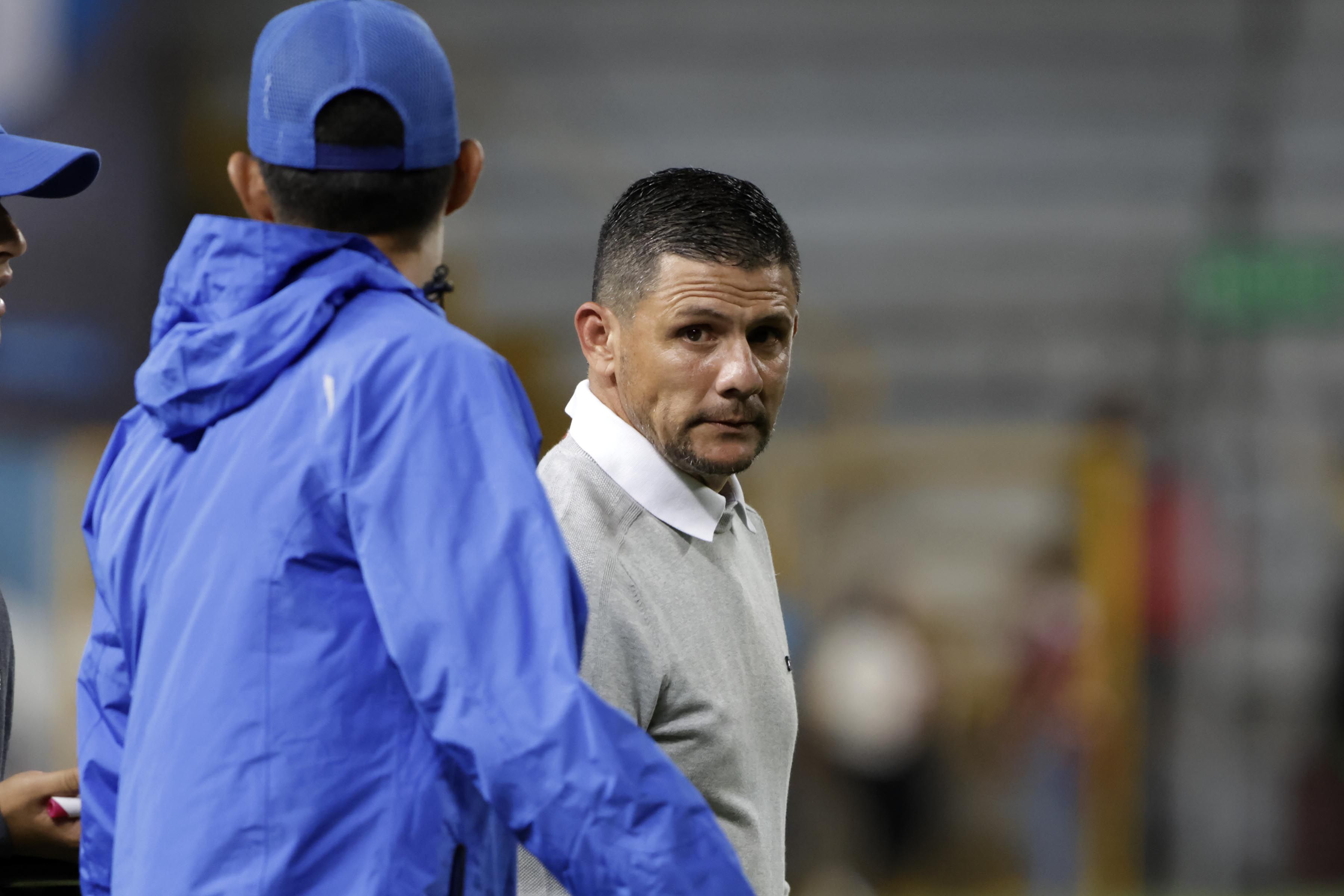 La historia no contada del 7 a 0 de Saprissa sobre Grecia: técnico Alexander Vargas casi termina en el hospital