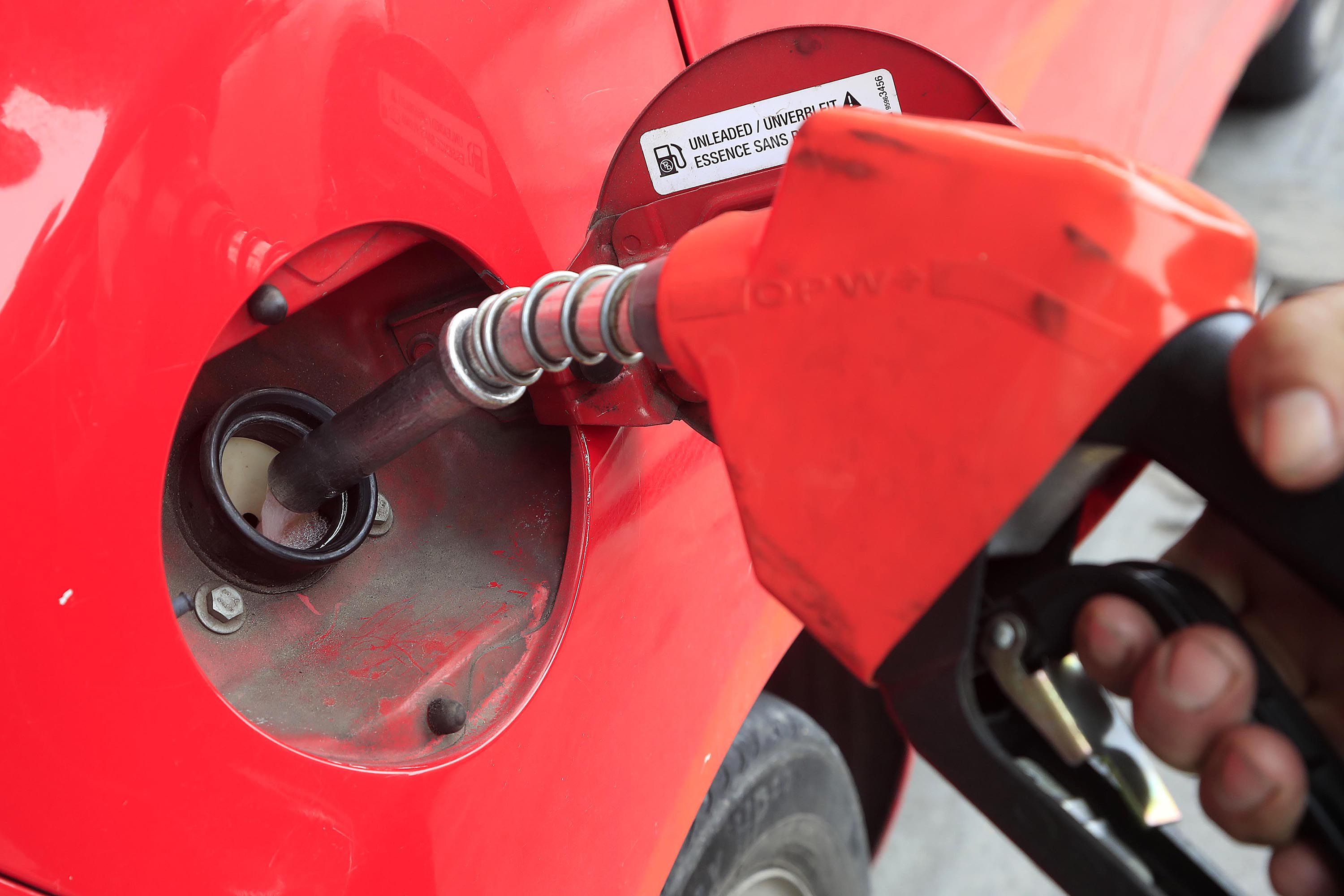 Con ajuste previsto, precio de gasolina regular aumentará ¢31 a inicios del otro mes. Fotografía:
