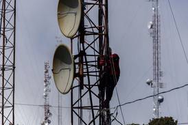 Micitt prorrogará vía decreto concesiones de radio y televisión que expiran este mes