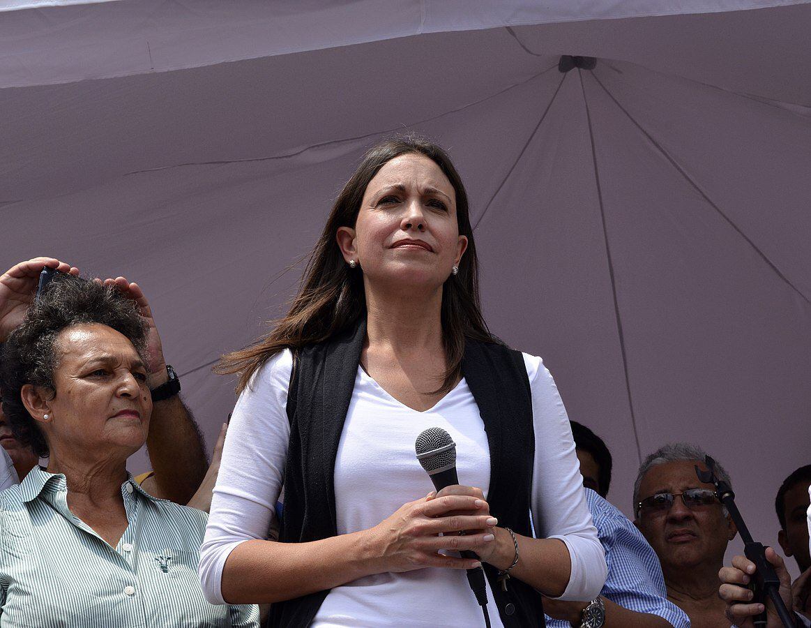 María Corina Machado es una opositora al régimen de Nicolás Maduro. Es la imagen de liderazgo del Partido Vente en Venezuela.