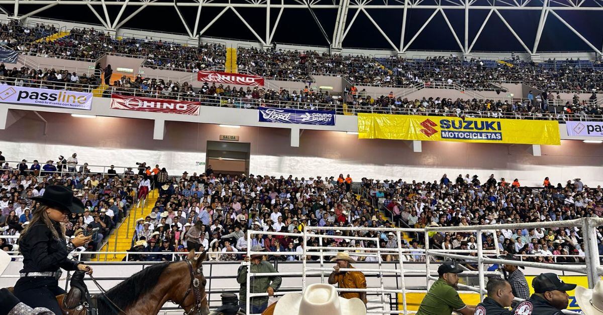 Miles de personas concurrieron a las graderías del Estadio Nacional para observar las distintas actividades del Xtreme American Rodeo. Foto: 